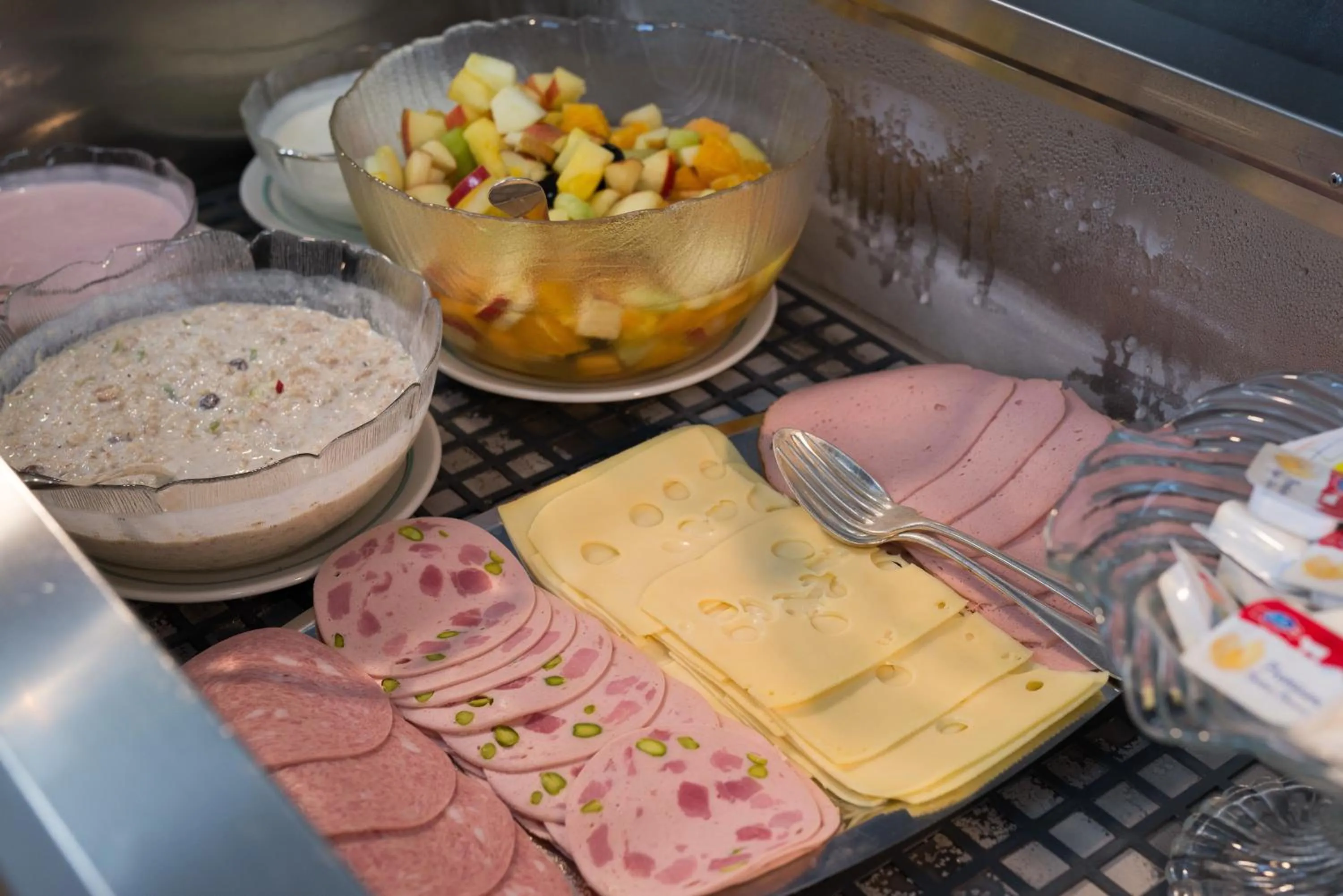 Restaurant/places to eat in Hotel Bel-Air Eden