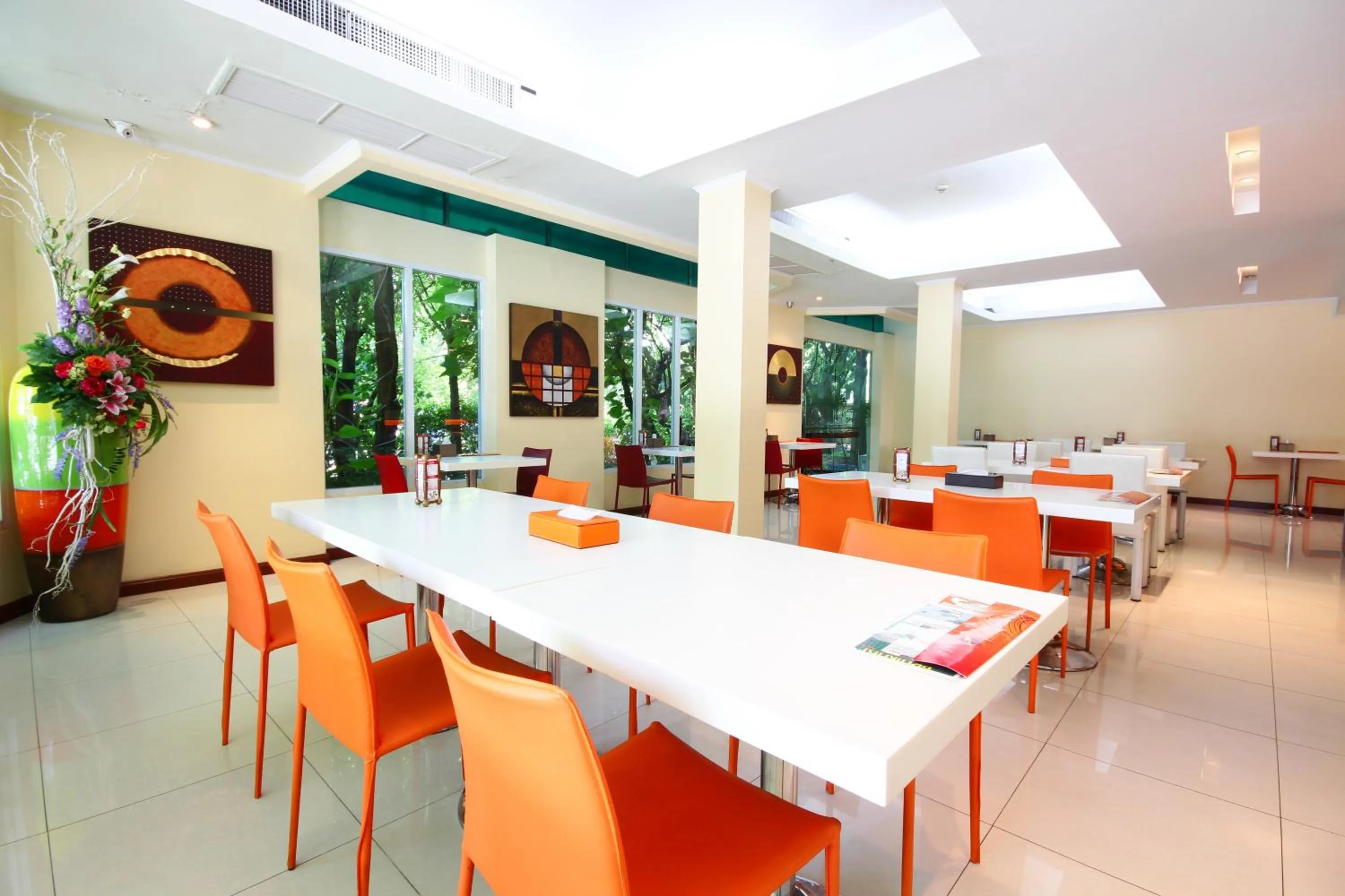 Restaurant/places to eat in Calypzo Bangkok