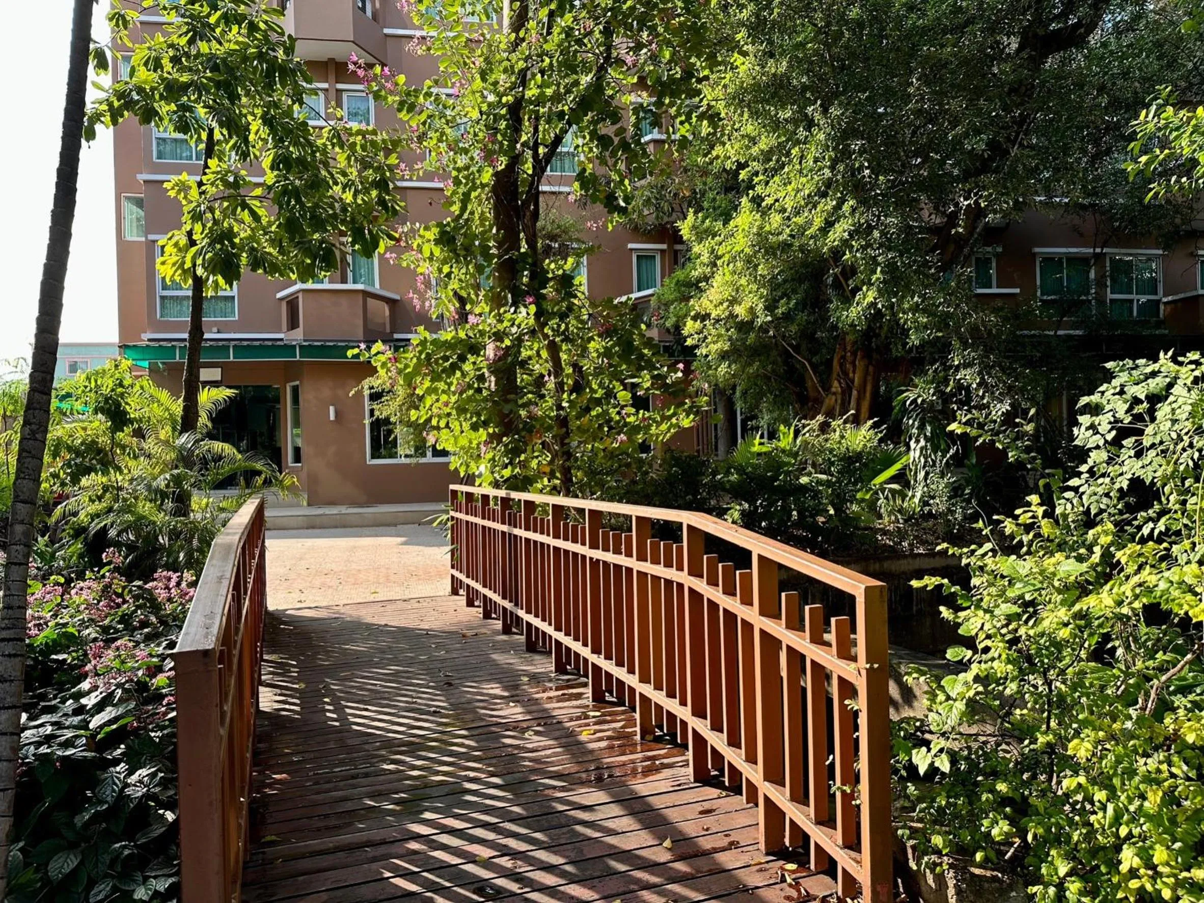 Property building in Calypzo Bangkok