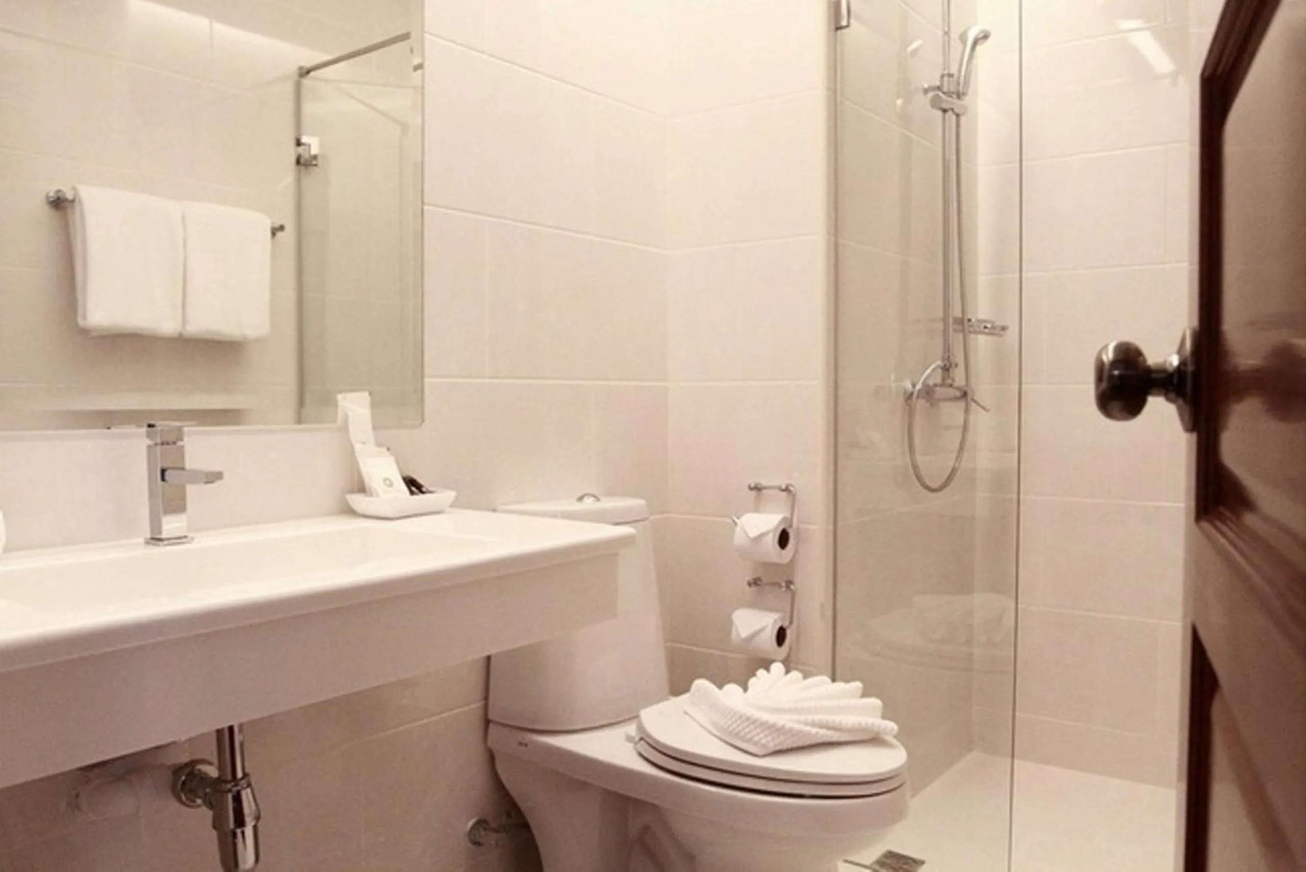 Shower in Calypzo 2 Ratchada 20