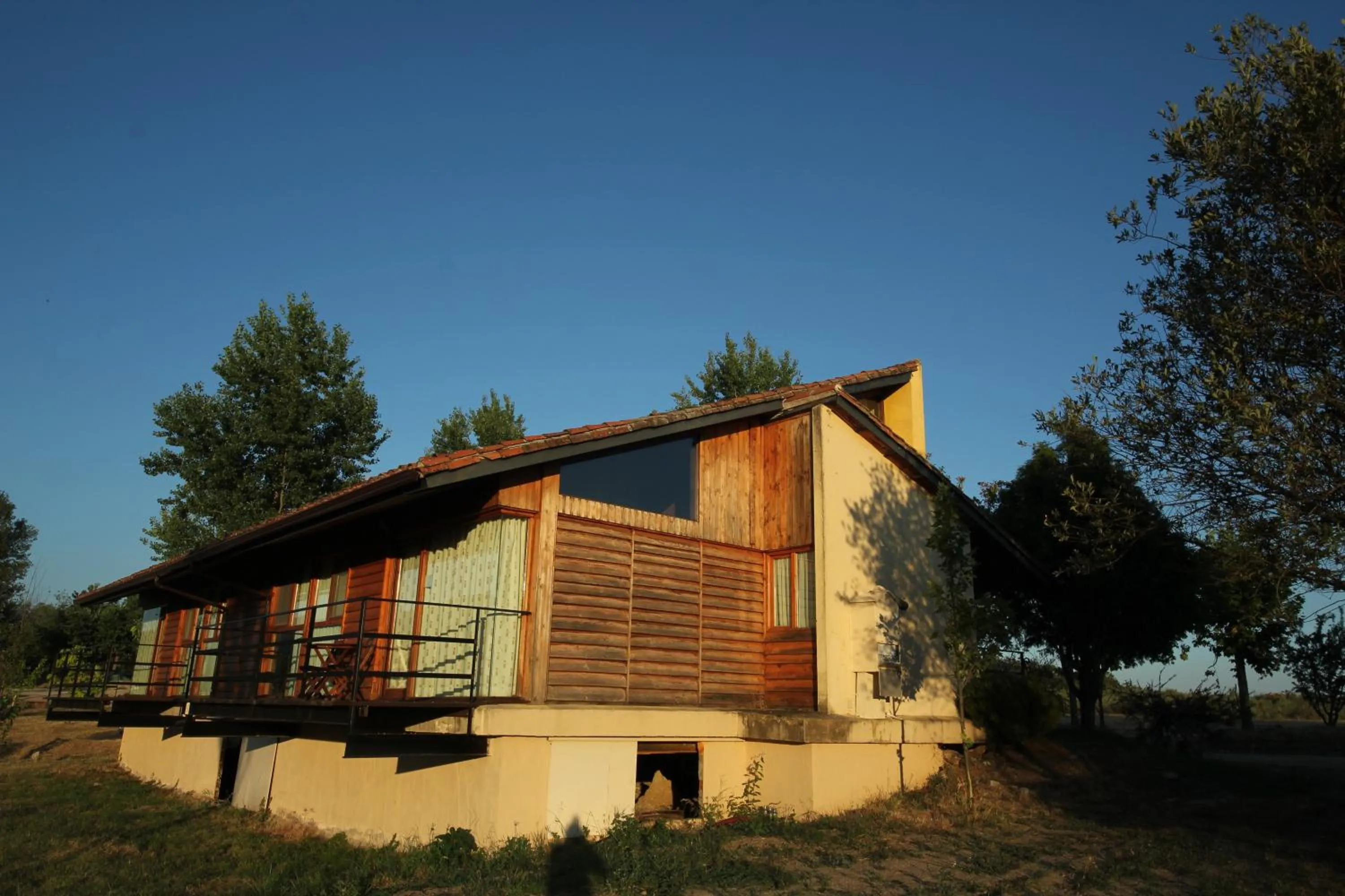 Photo of the whole room in La Hospedería Del Silencio