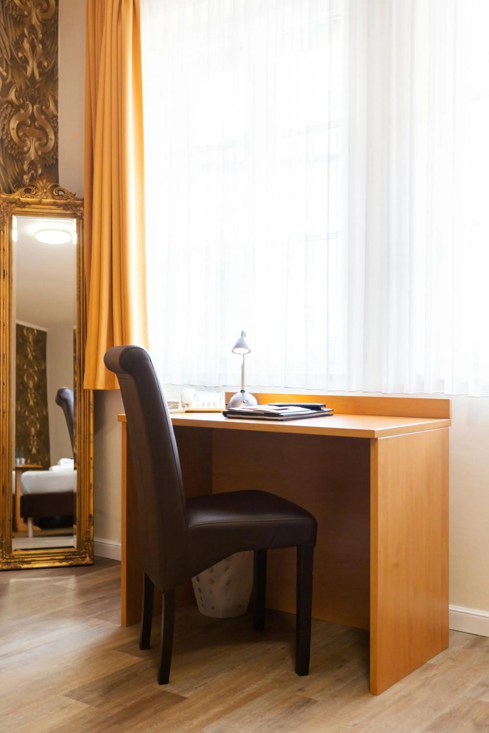 Seating area in Altora Eisenbahn Themenhotel