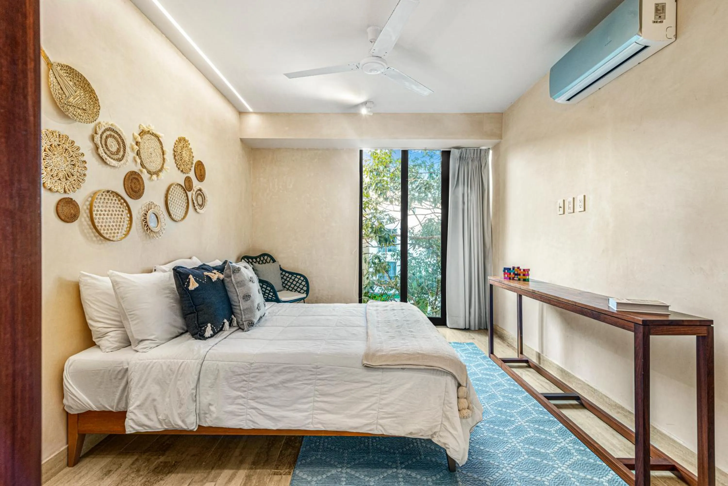 Bedroom in 307 Amazing jungle view apartment.