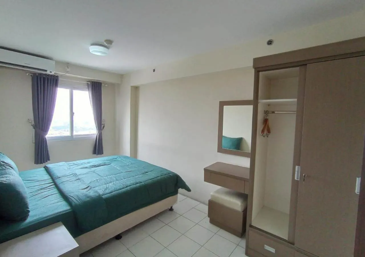 Bed in X-pressbedroom Mutiara-Bekasi