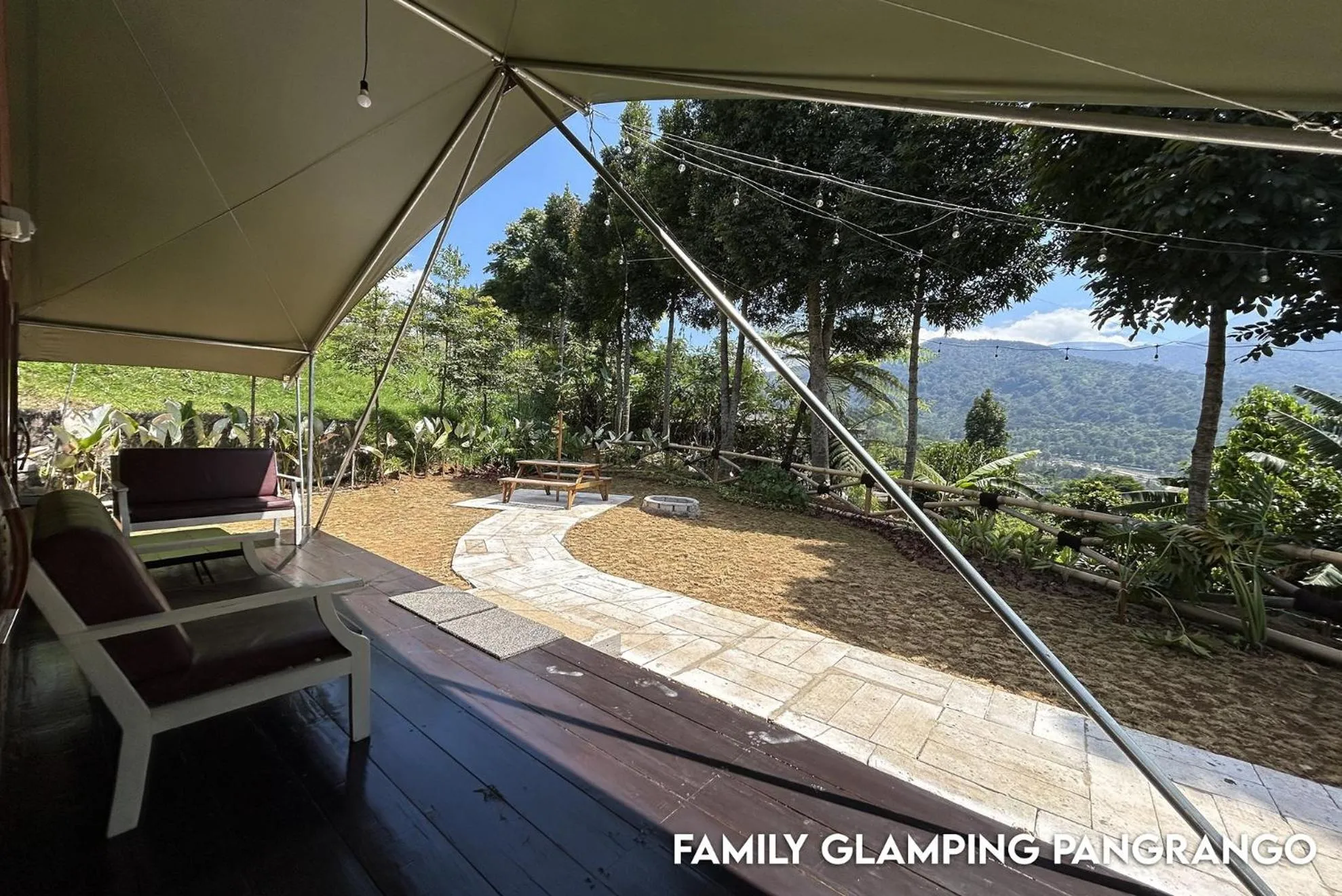 Patio in Alinson Sunset Hill