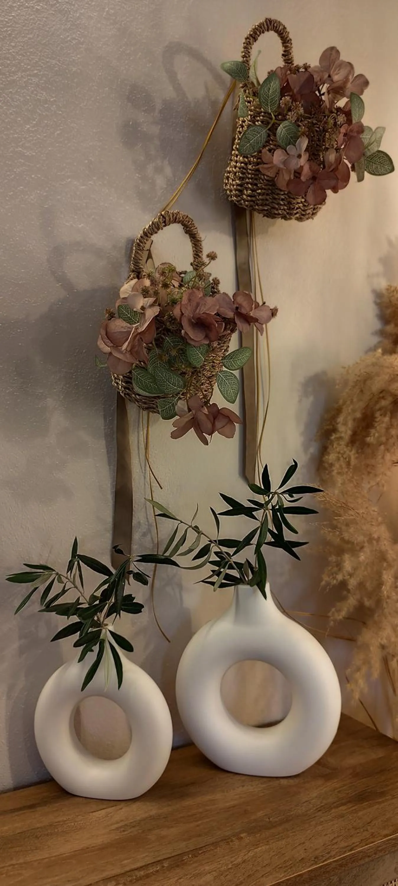 Decorative detail in Niki Apartments