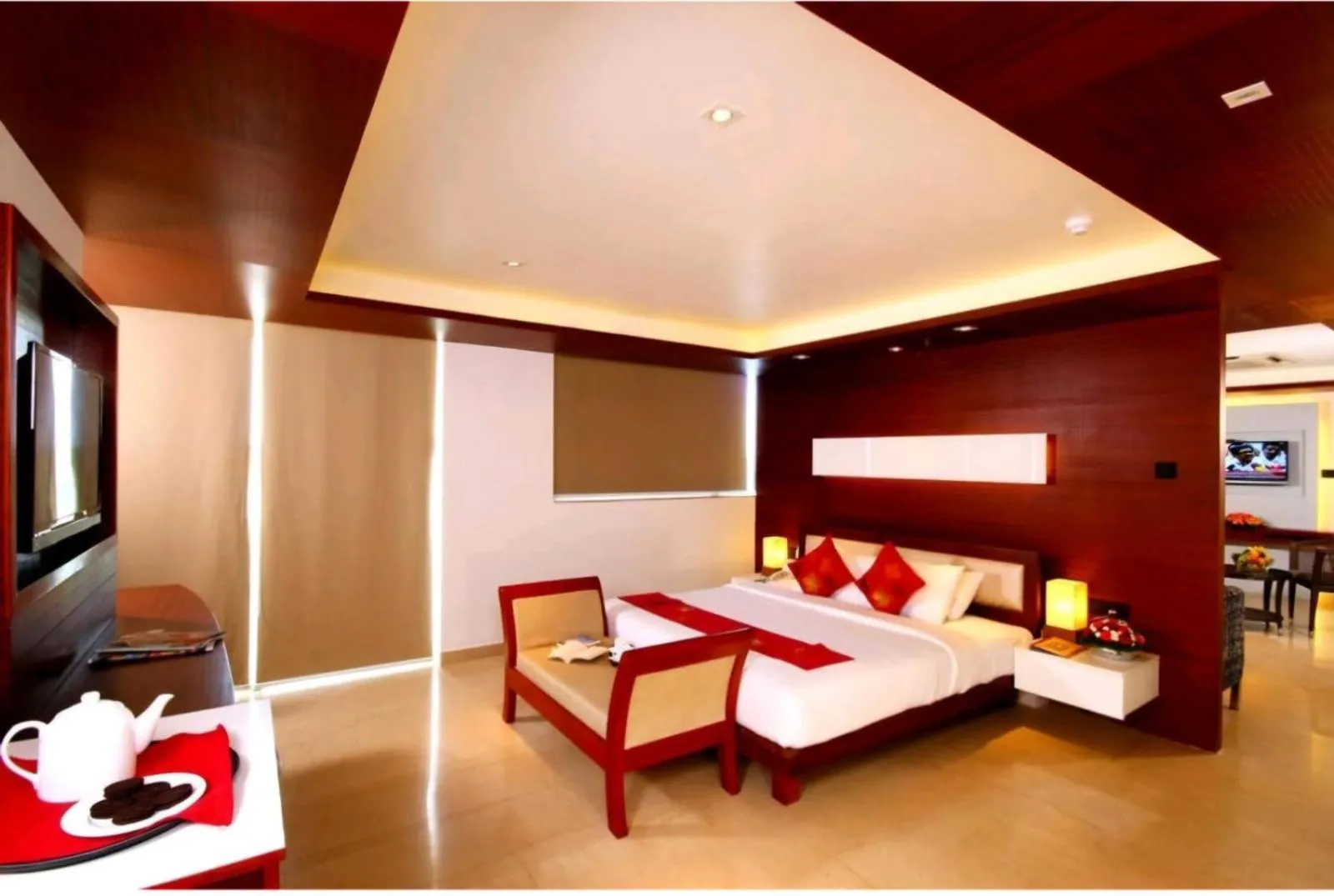 Bedroom, Bed in Diana Heights Luxury Hotel