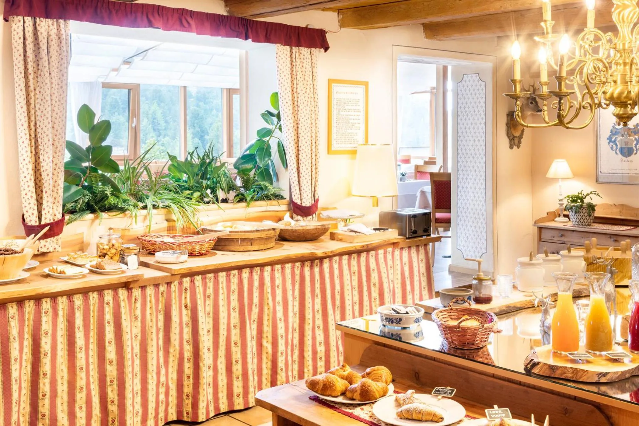 Restaurant/places to eat in Berghotel Jochgrimm - Your Dolomites Home