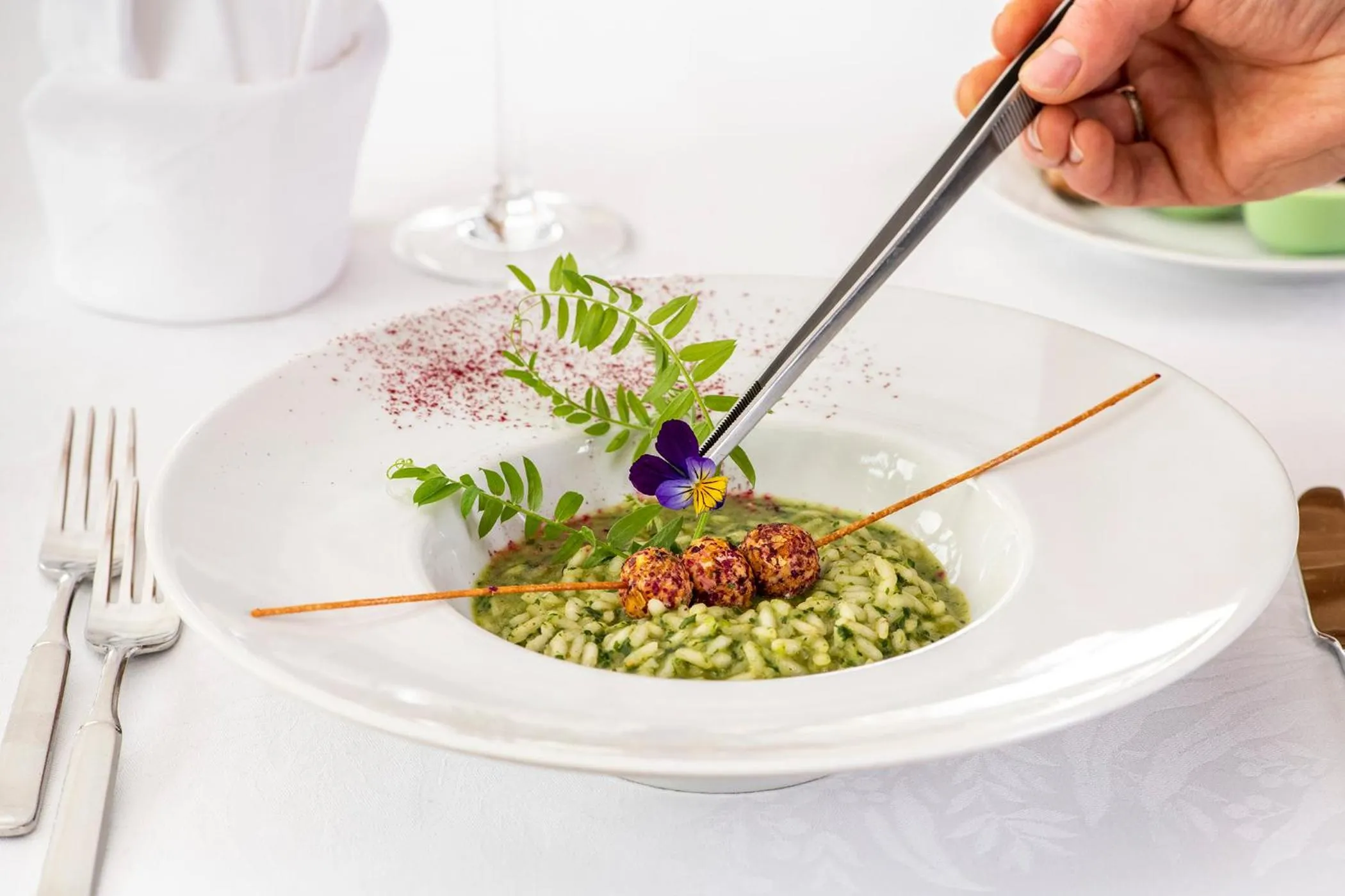 Food and drinks in Berghotel Jochgrimm - Your Dolomites Home