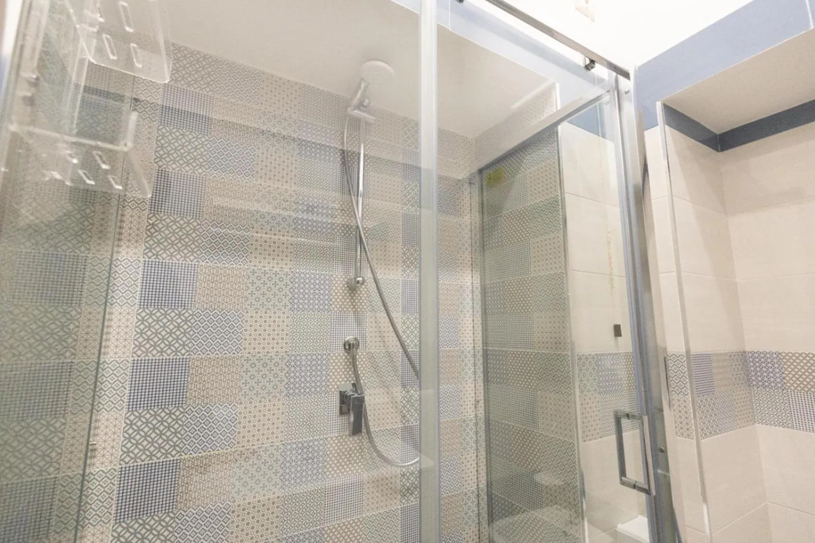 Toilet in Napoli Museo bed and breakfast