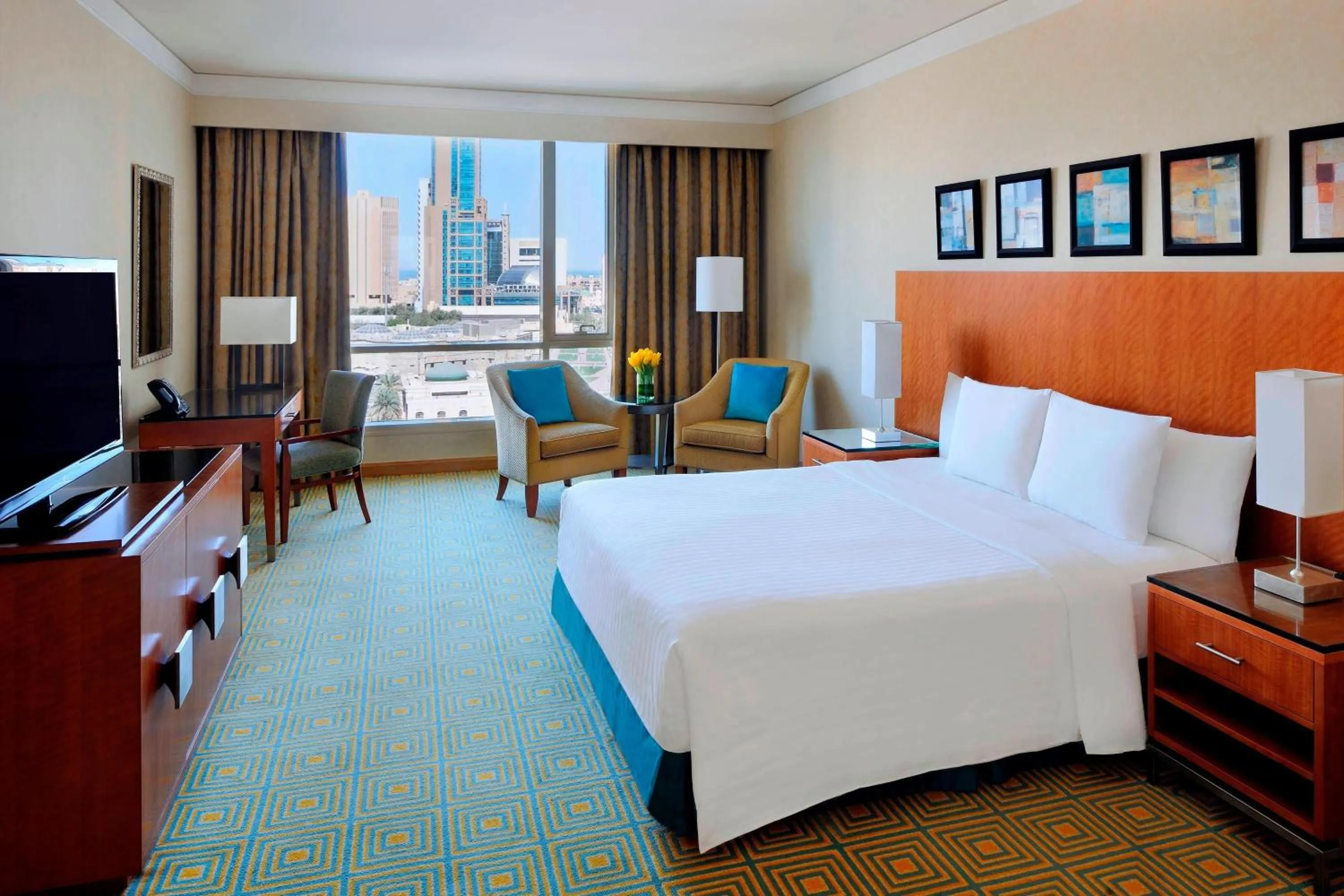 Photo of the whole room, Bed in Courtyard By Marriott Kuwait City