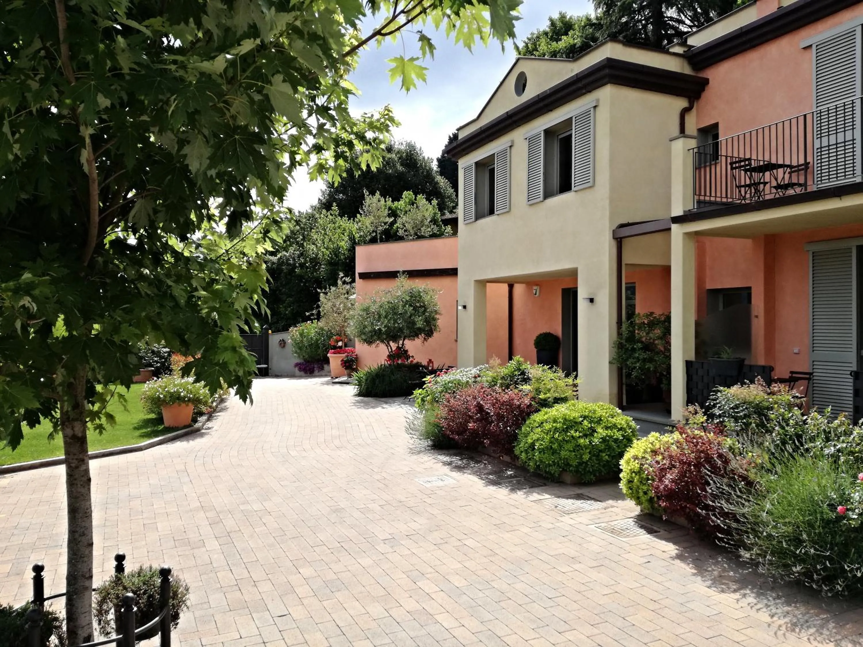 Facade/entrance in Residence Fiesole