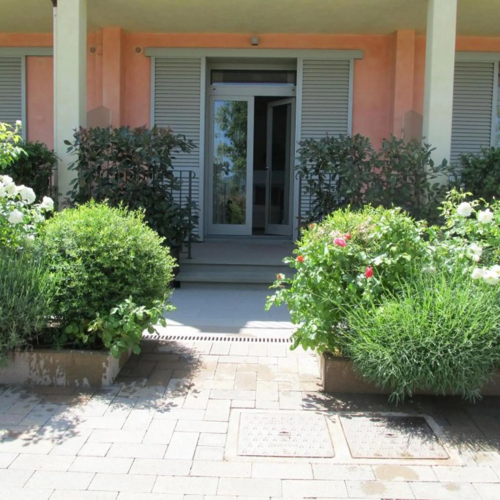 Facade/entrance in Residence Fiesole