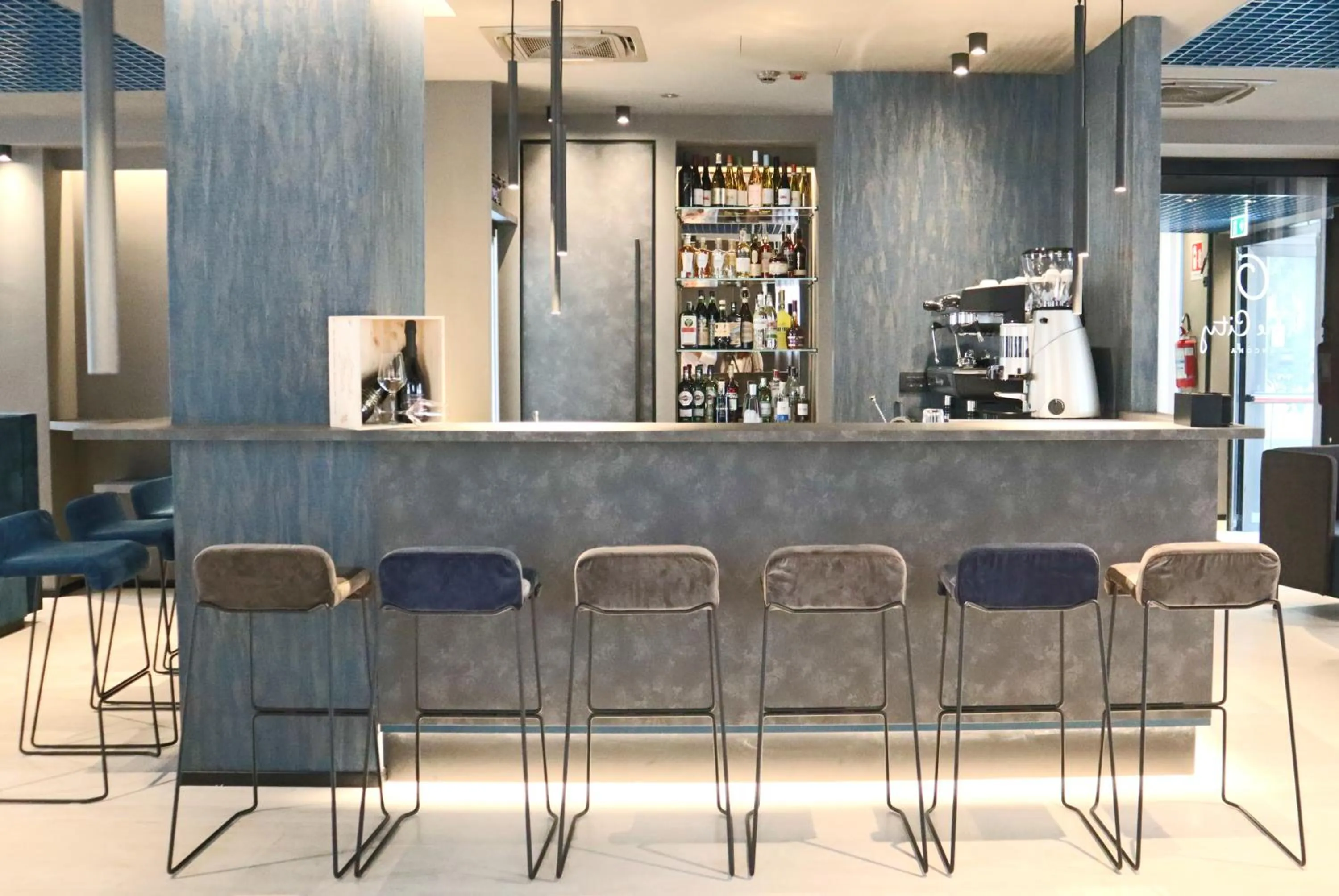 Lounge or bar in The City Hotel