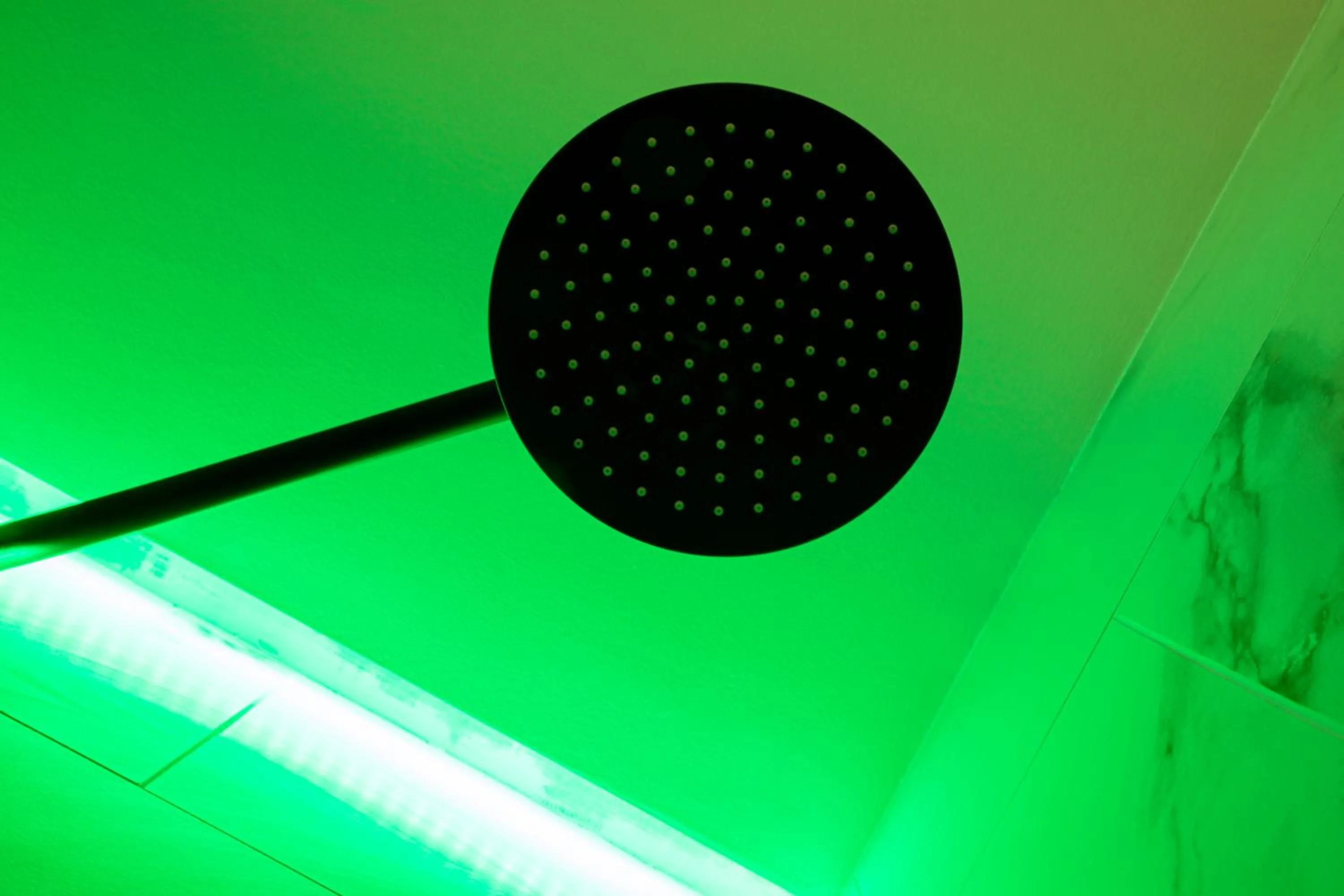 Shower in The City Hotel