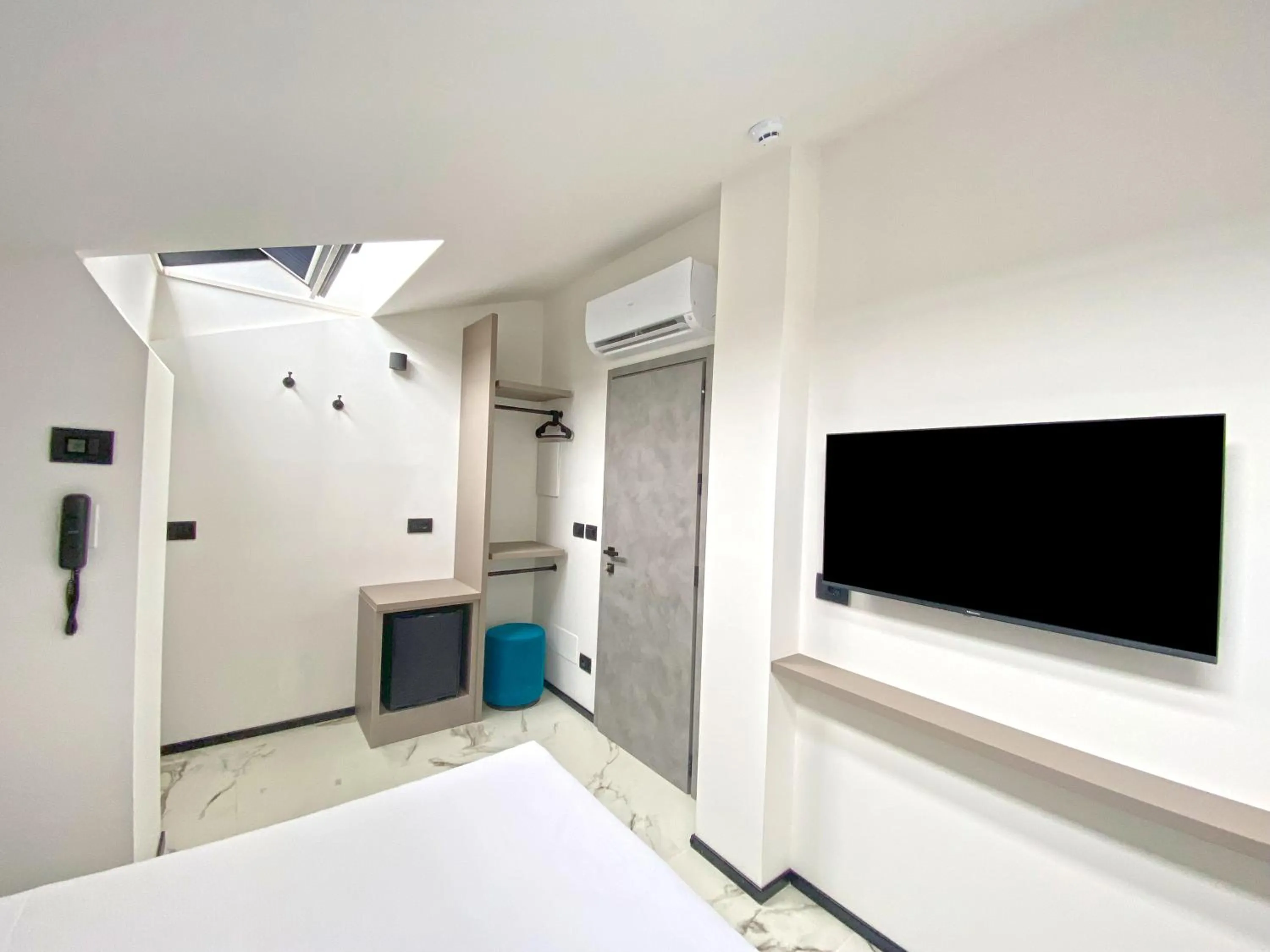 Bedroom, Bed in The City Hotel