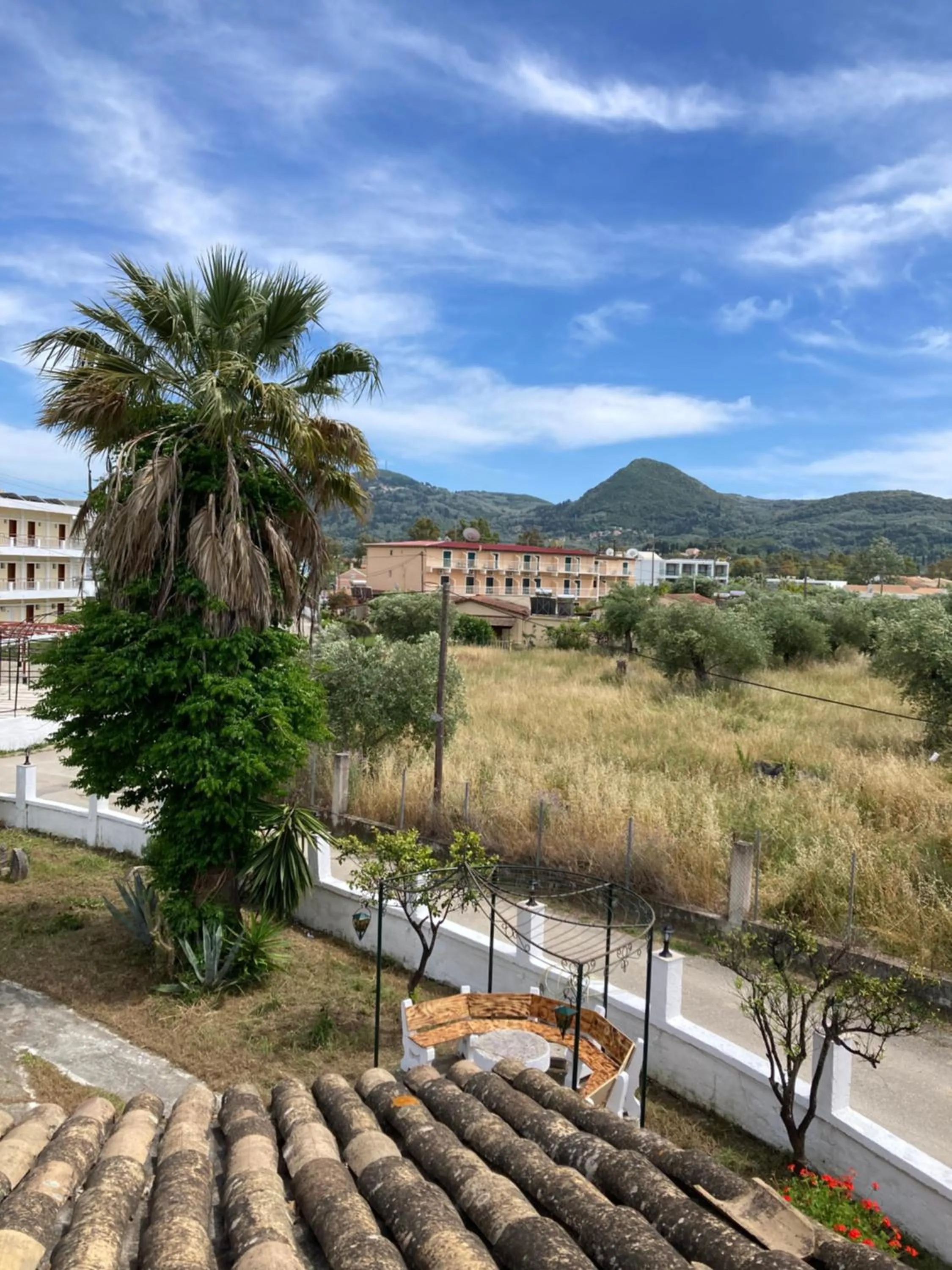 Garden view in Villa Corfiota Moraitika Beach