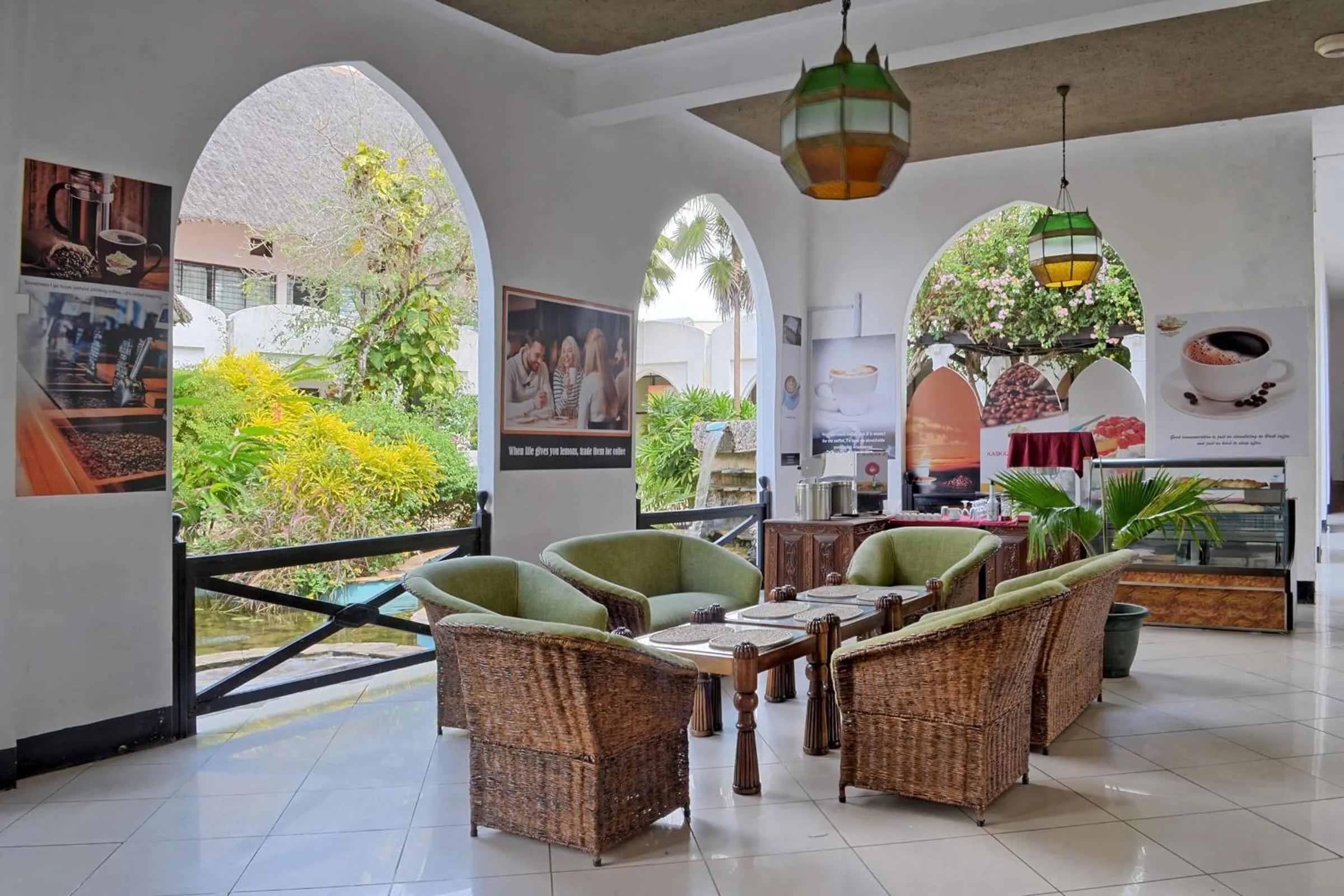 Restaurant/places to eat in Kaskazi Beach Resort