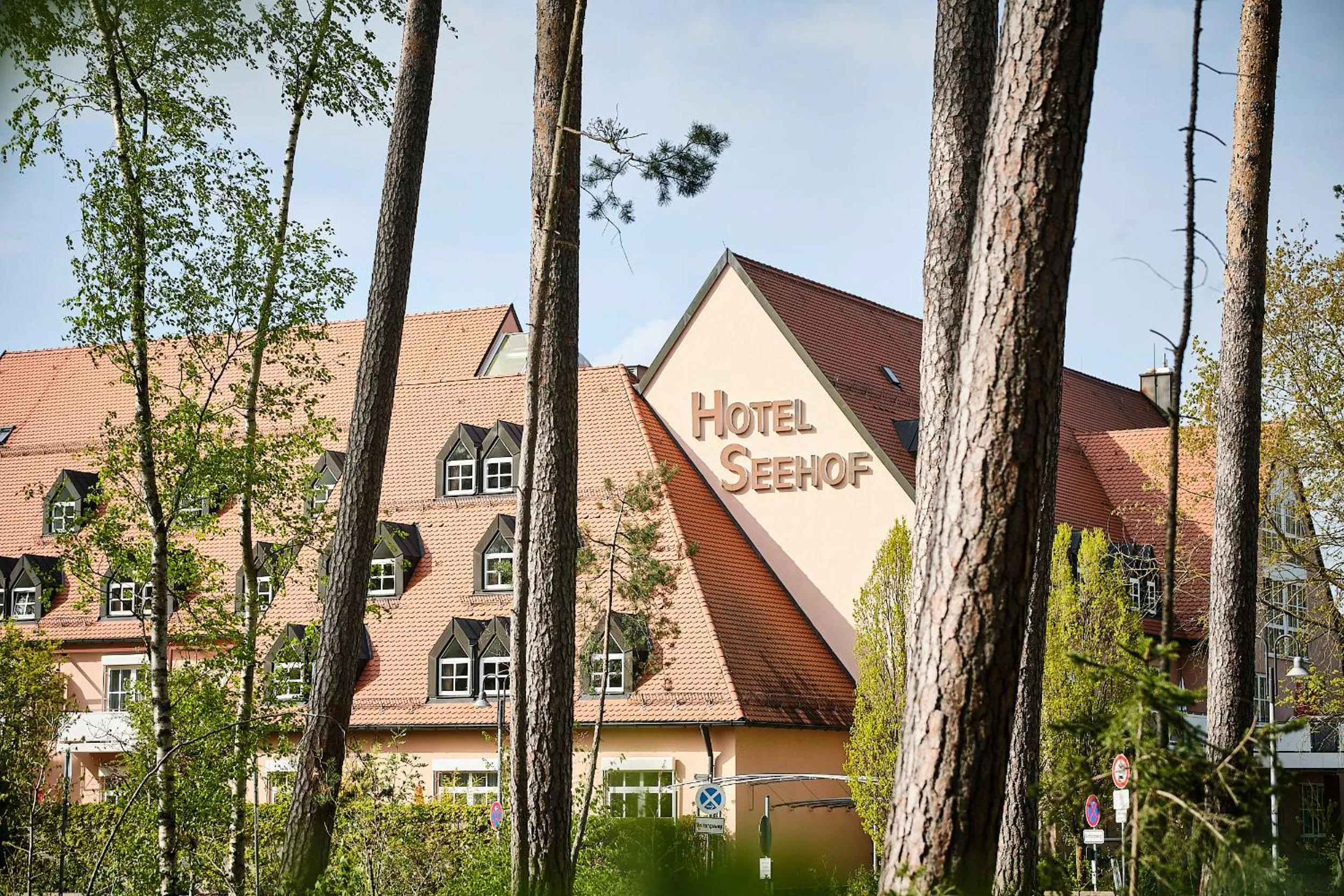 Property building in Strandhotel Seehof