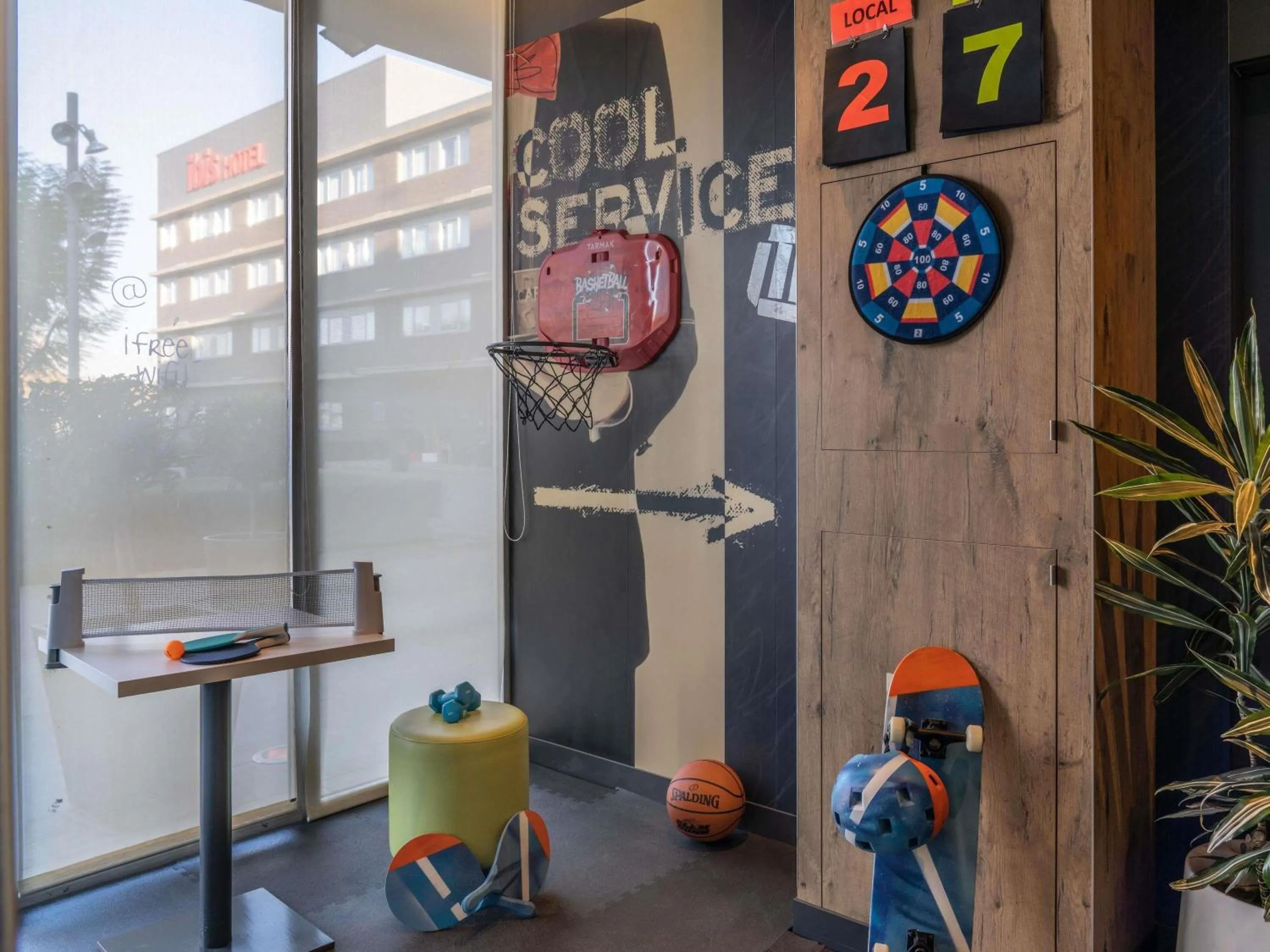 Property building in Ibis Budget Barcelona Viladecans