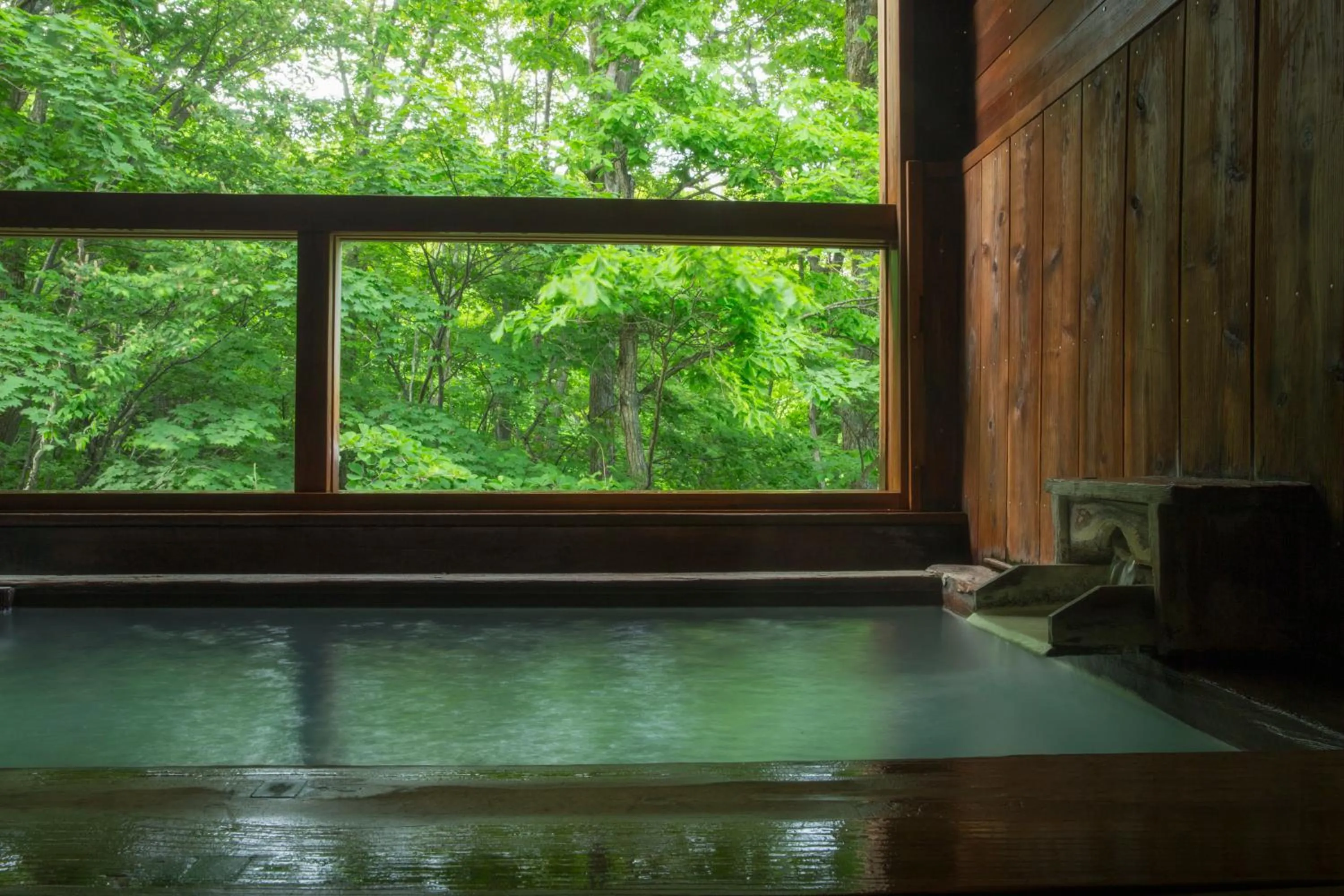 Hot Spring Bath in Takamiya Hotel Jurin