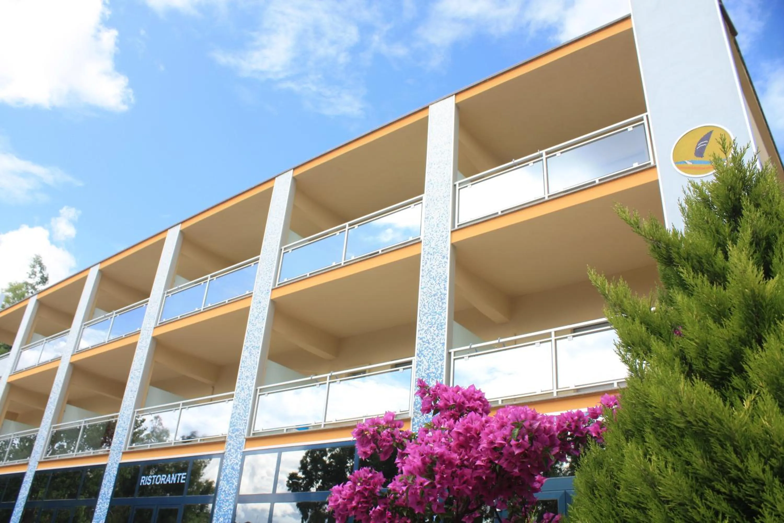 Facade/entrance in Hotel Lido
