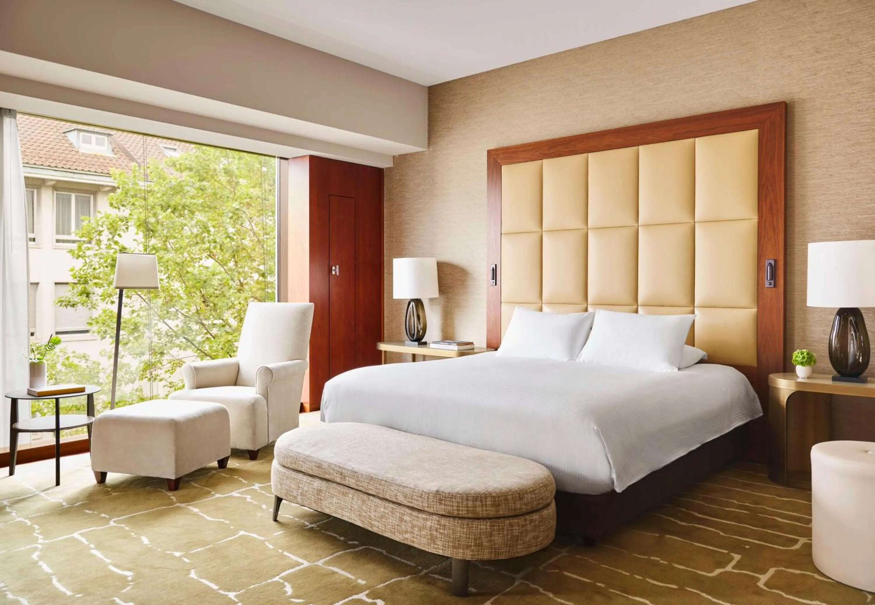 Photo of the whole room, Bed in Park Hyatt Zurich – City Center Luxury