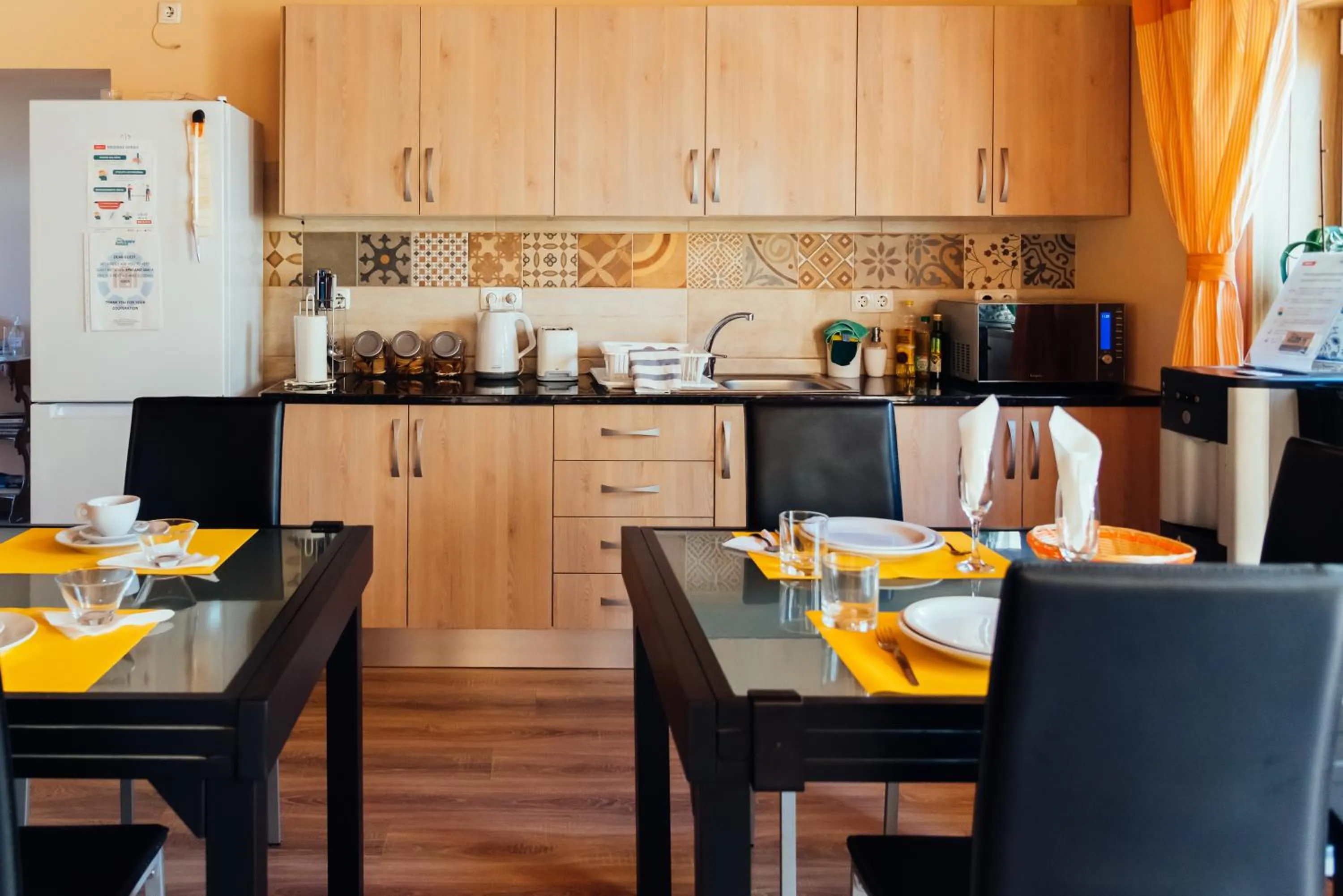 Communal kitchen in Happy House Comfort Plus