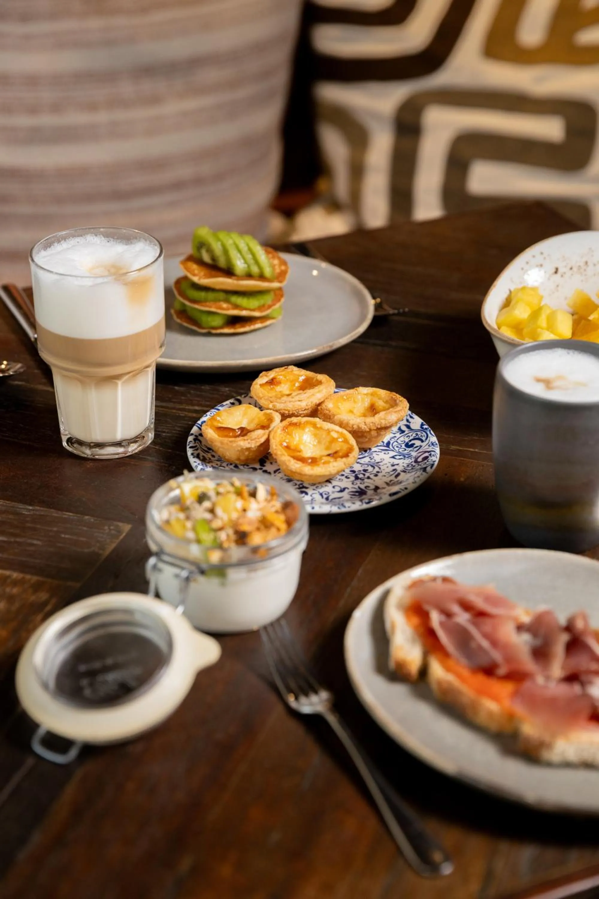 Buffet breakfast in Fontinha Porto, Trademark Collection by Wyndham