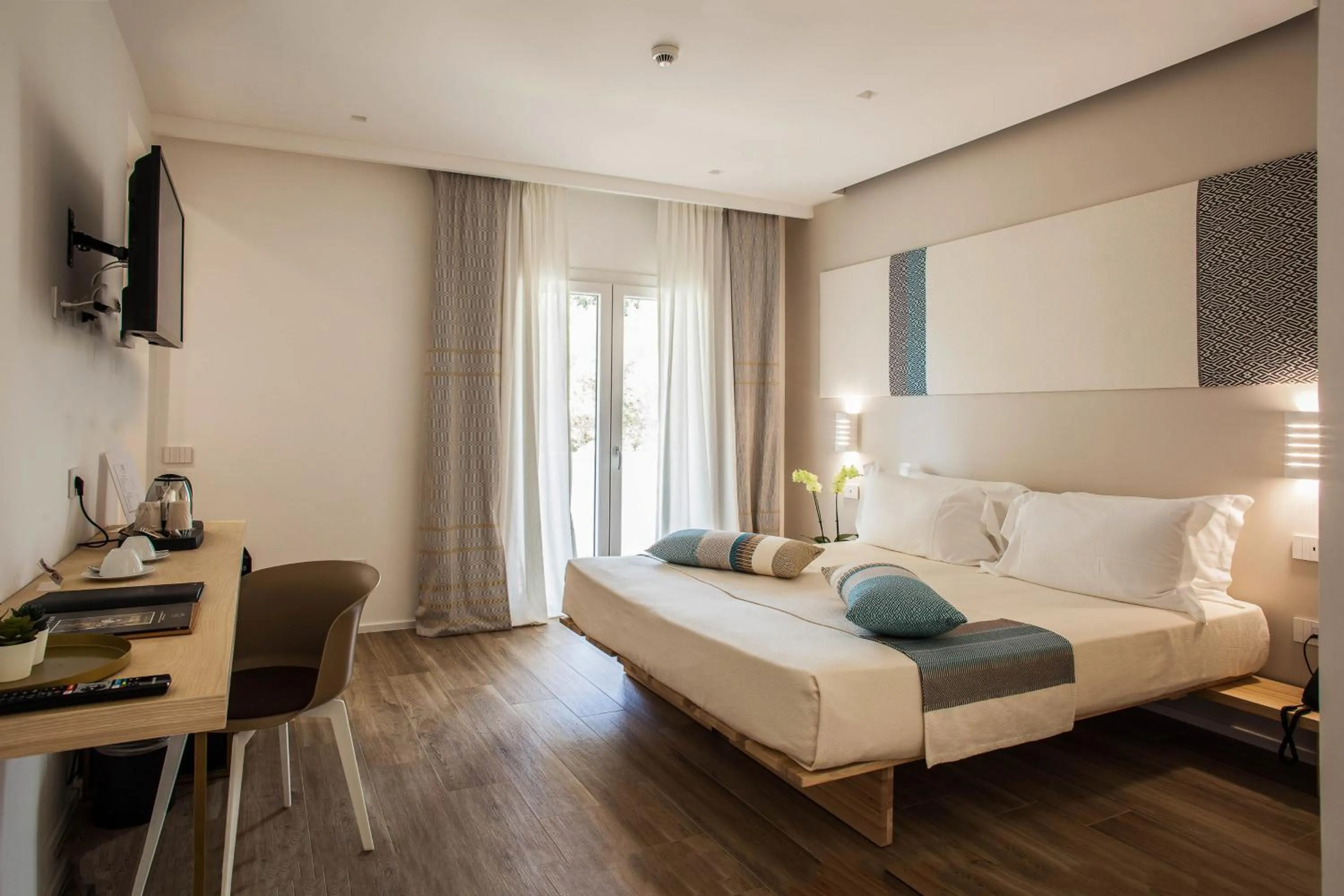 Bed in NOHA Lifestyle Hotel - Adults Only