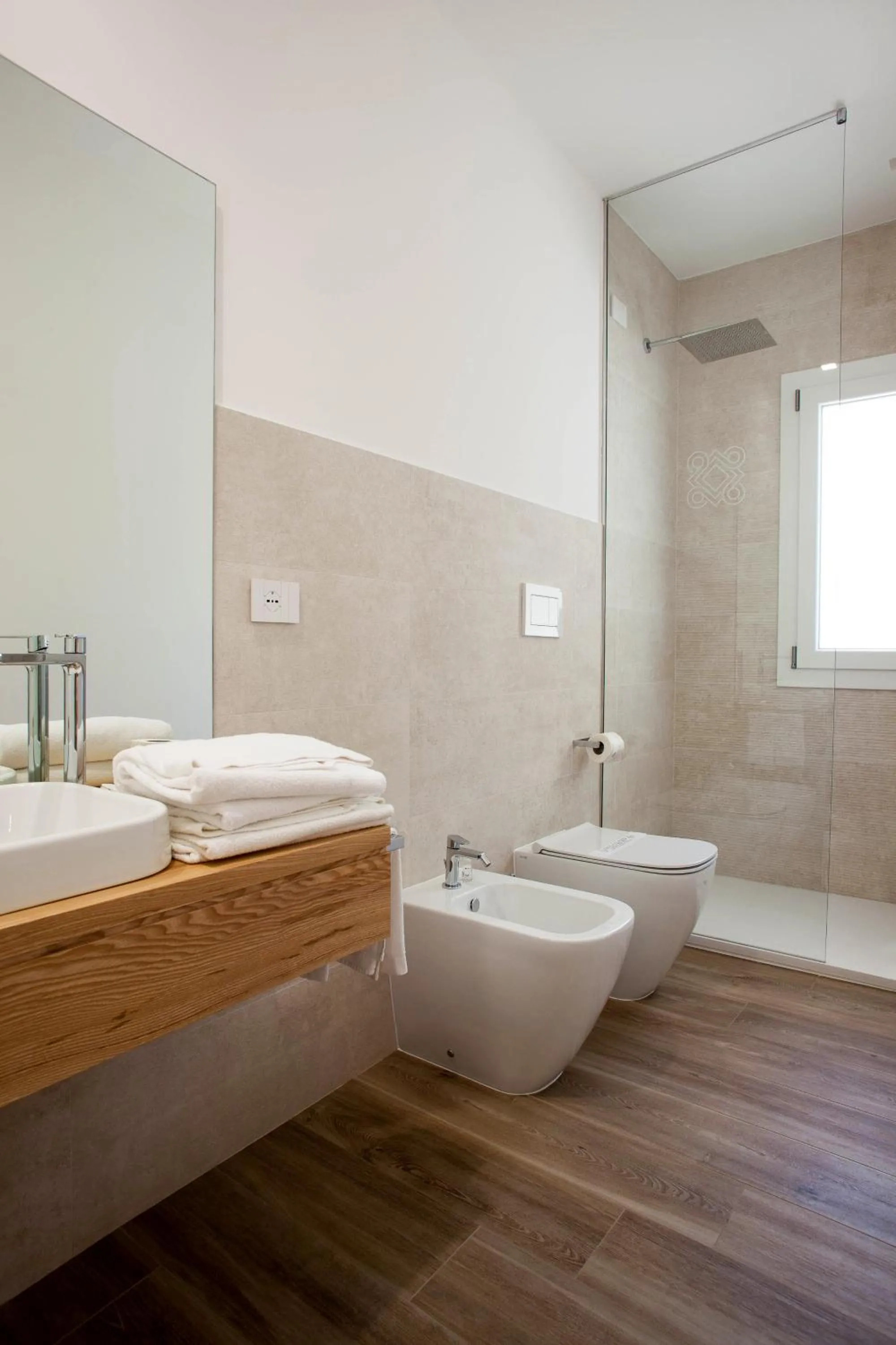 Shower in NOHA Lifestyle Hotel - Adults Only