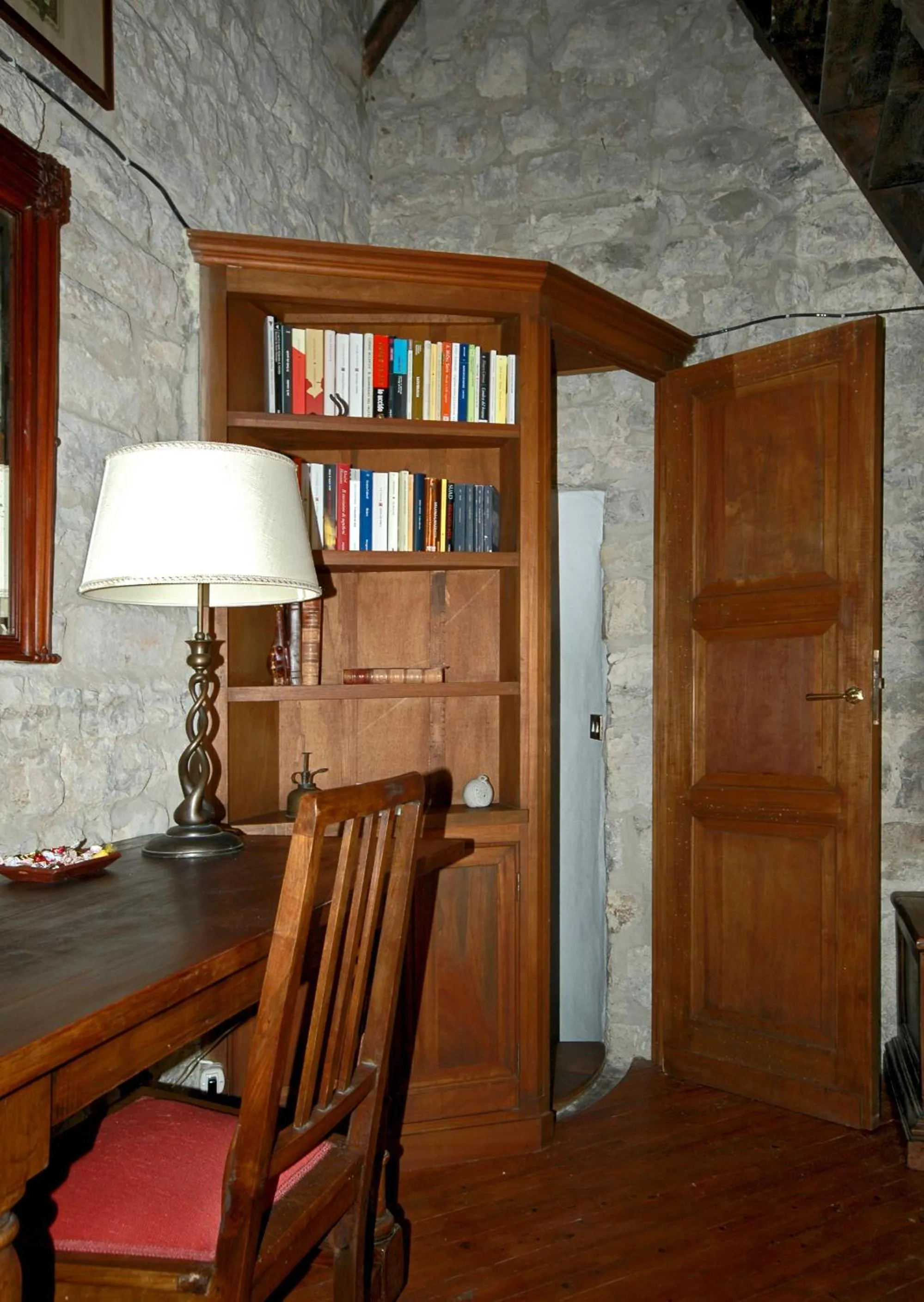 Decorative detail in La Martellina B&B