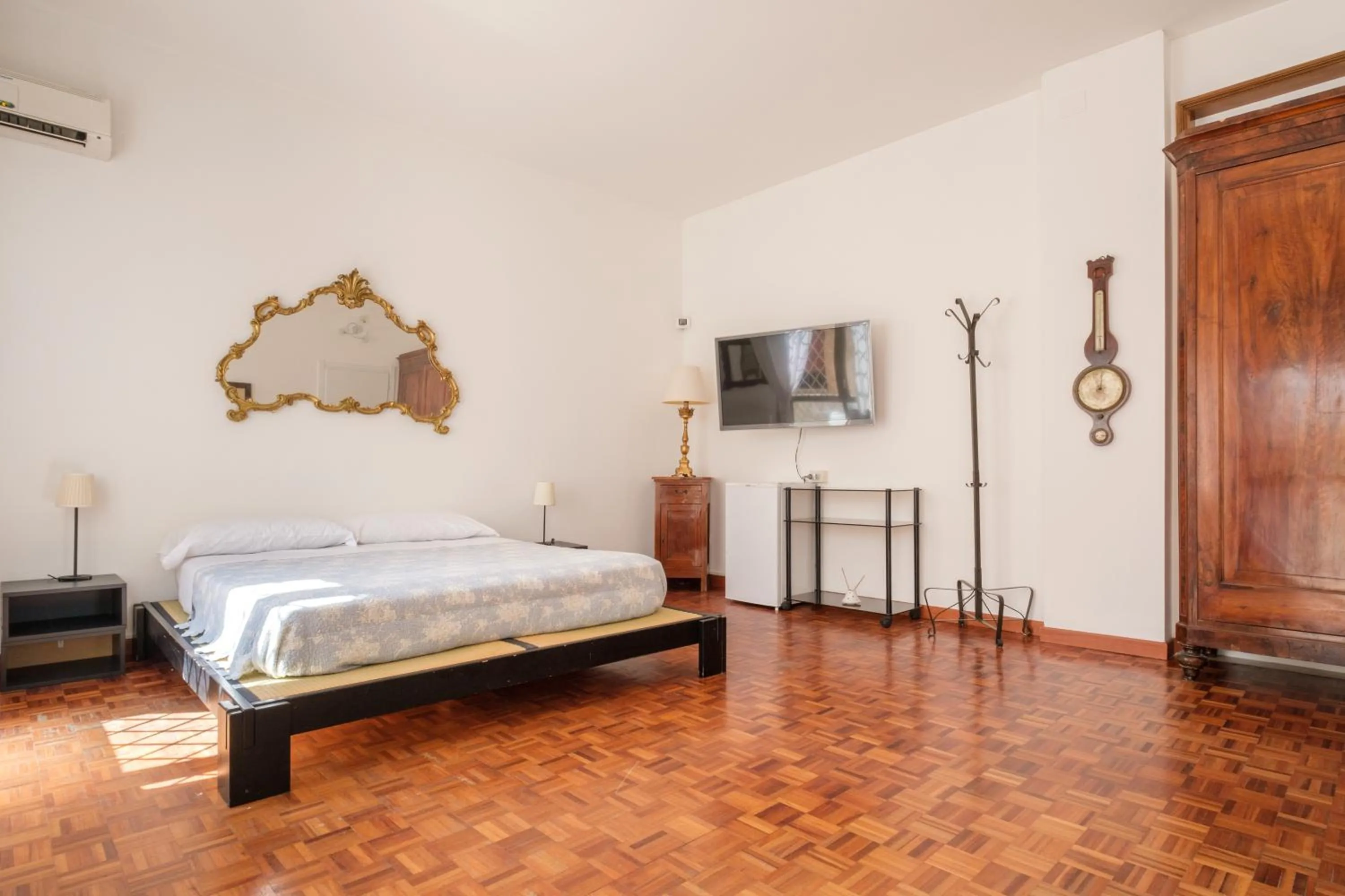 Bed in Cristina Rossi Bed&Breakfast