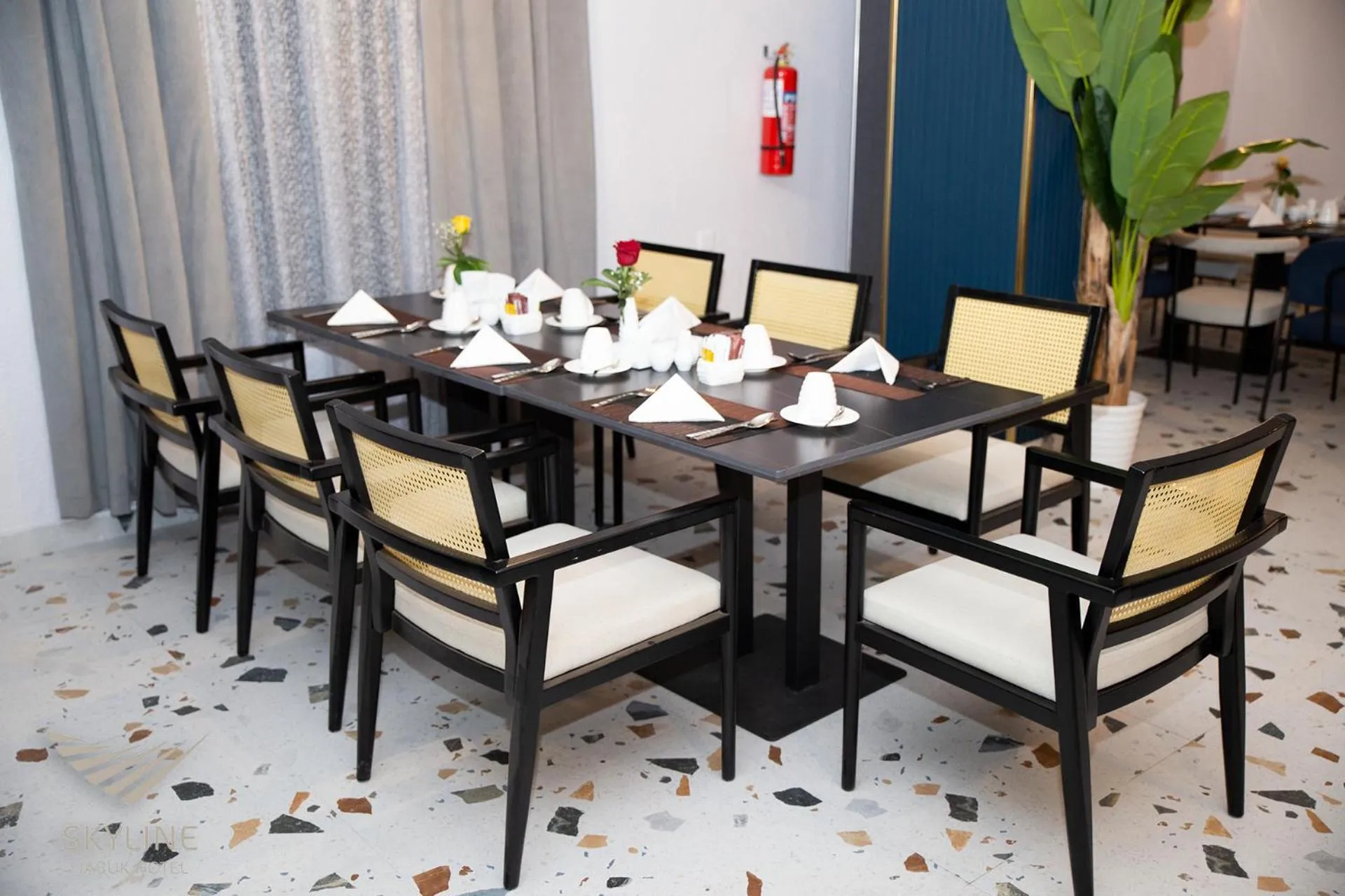 Restaurant/places to eat in Skyline Tabuk Hotel