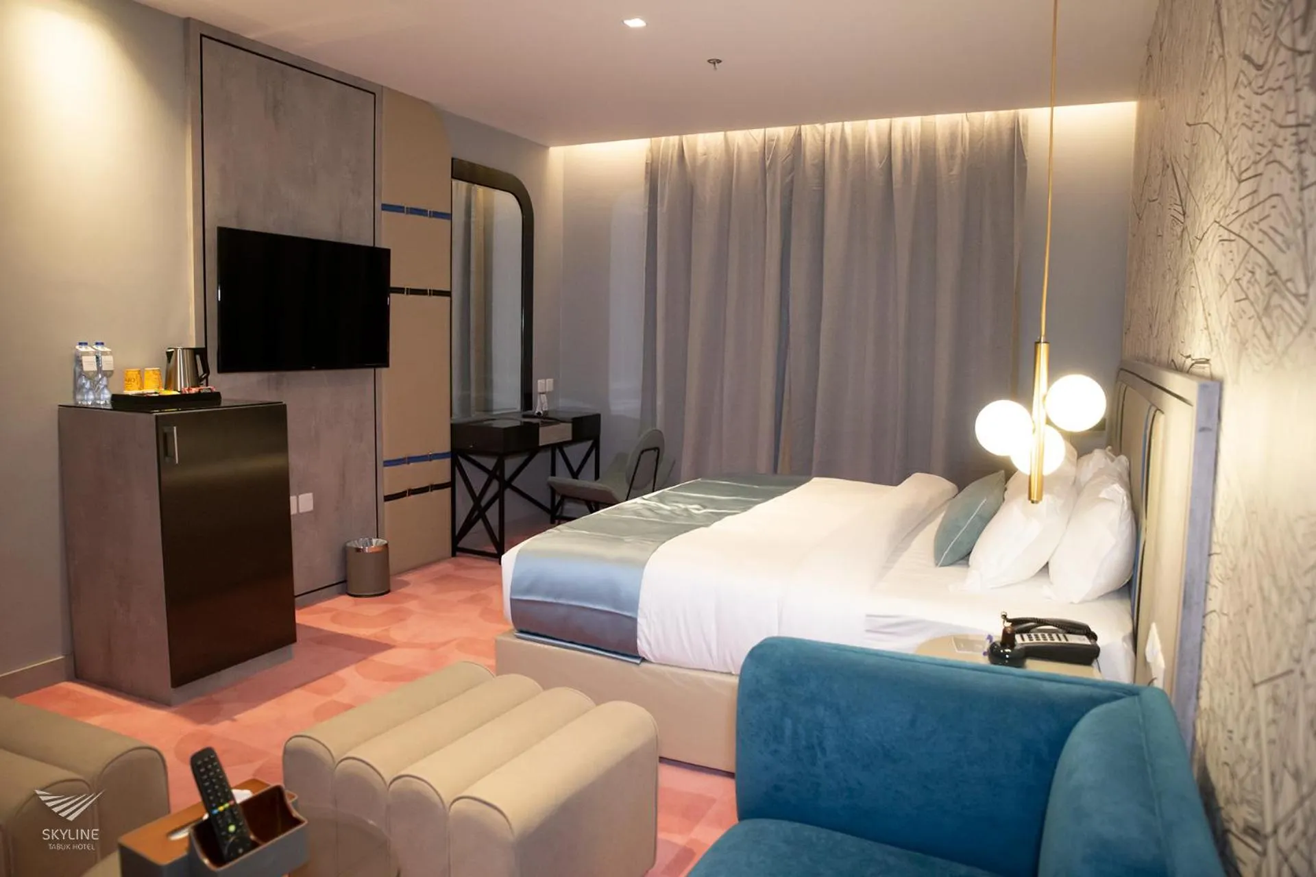 Shower, Bed in Skyline Tabuk Hotel