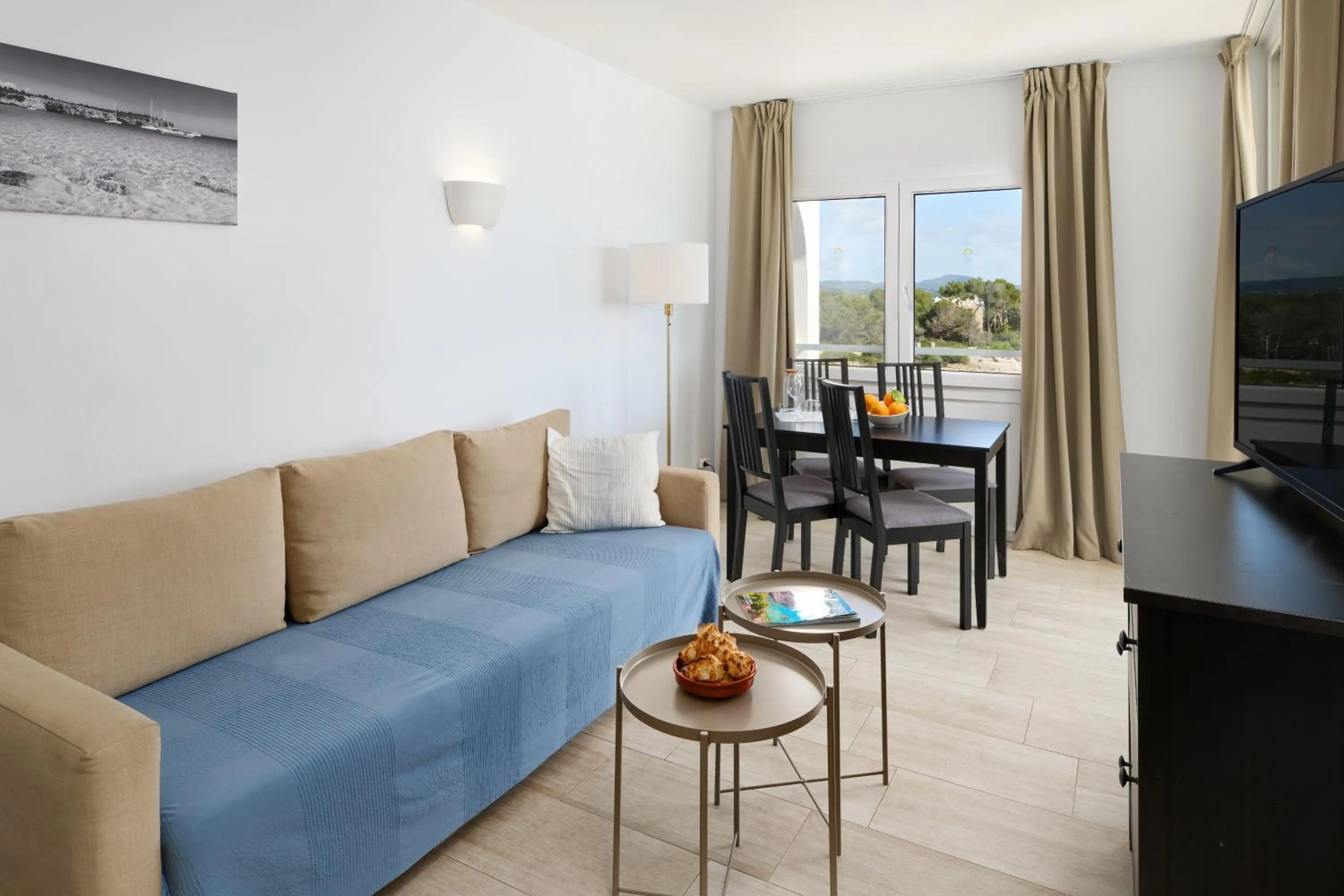 Orange Colom - Seaside Apartments