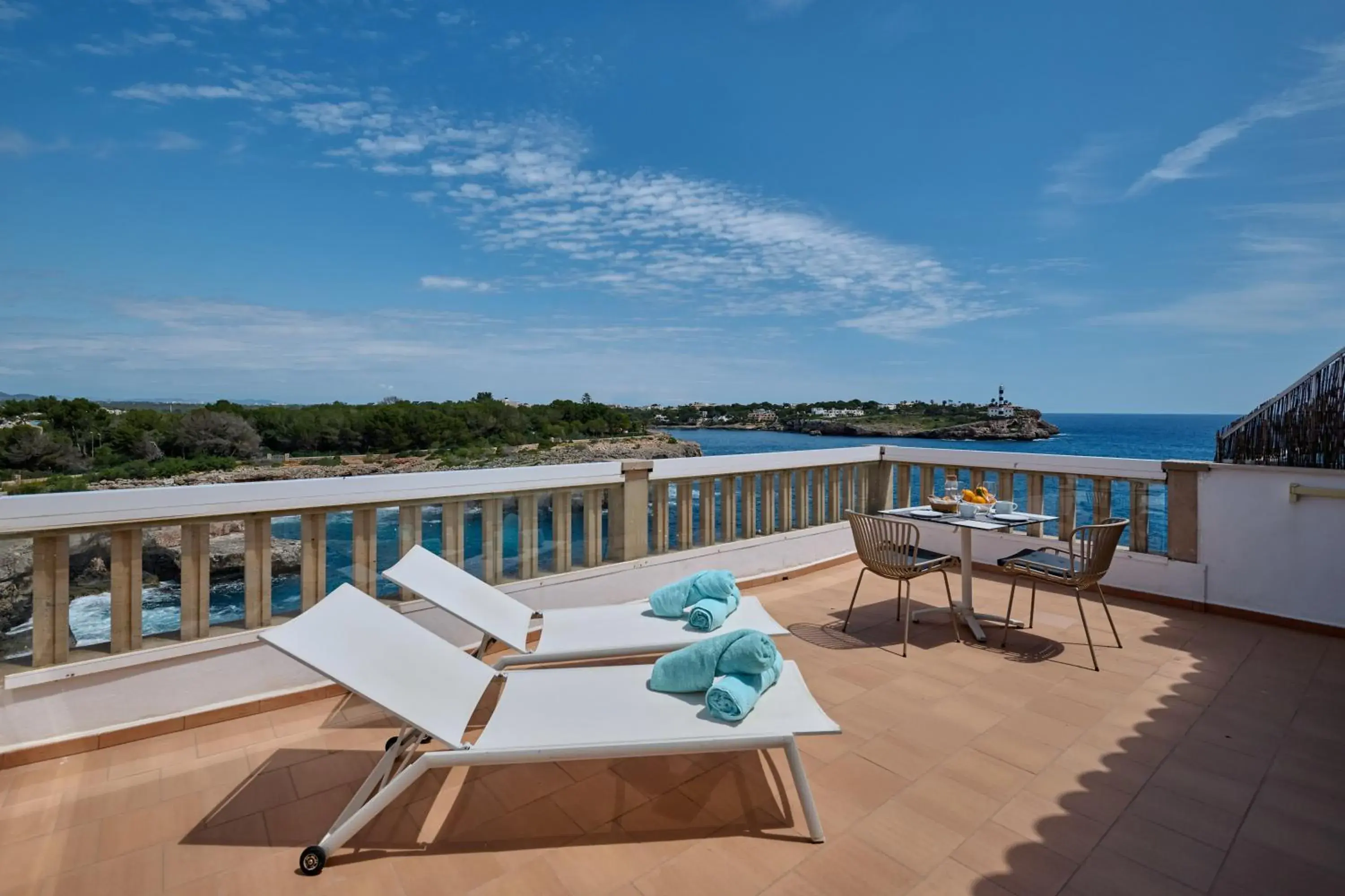 Superior One-Bedroom Apartment With Sea View - single occupancy in Orange Colom - Seaside Apartments Superior One-Bedroom Apartment With Sea View - single occupancy in Orange Colom - Seaside Apartments