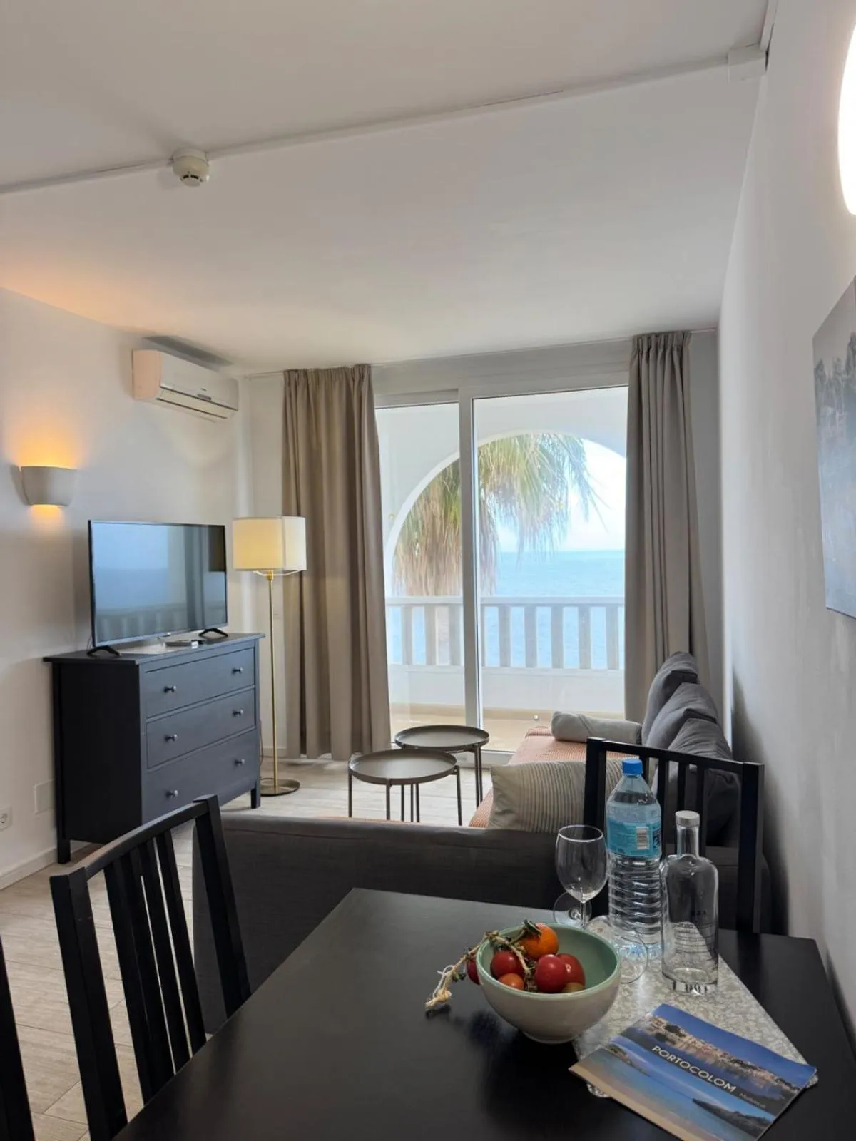 Living room in Orange Colom - Seaside Apartments