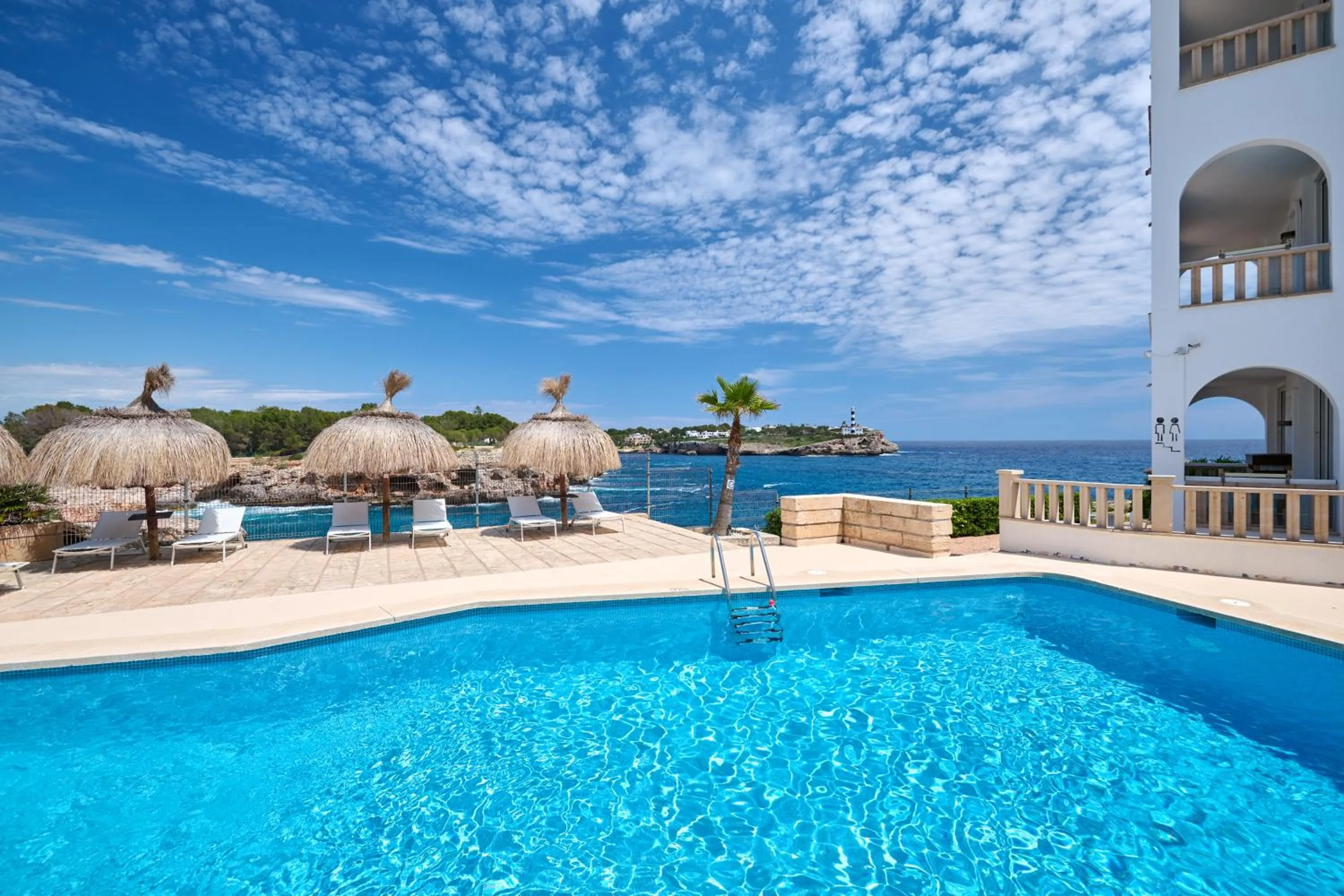 Orange Colom - Seaside Apartments