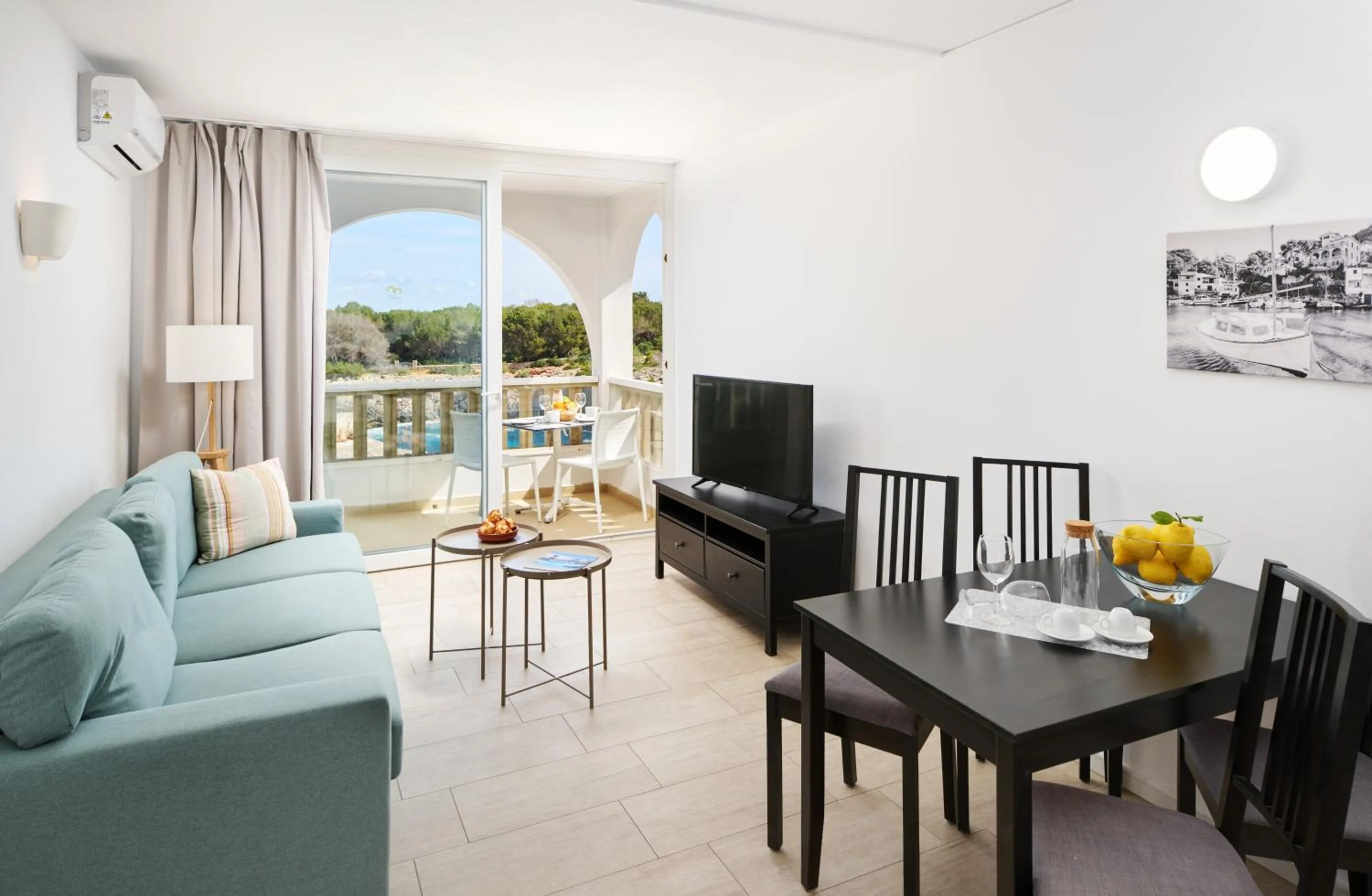 Orange Colom - Seaside Apartments