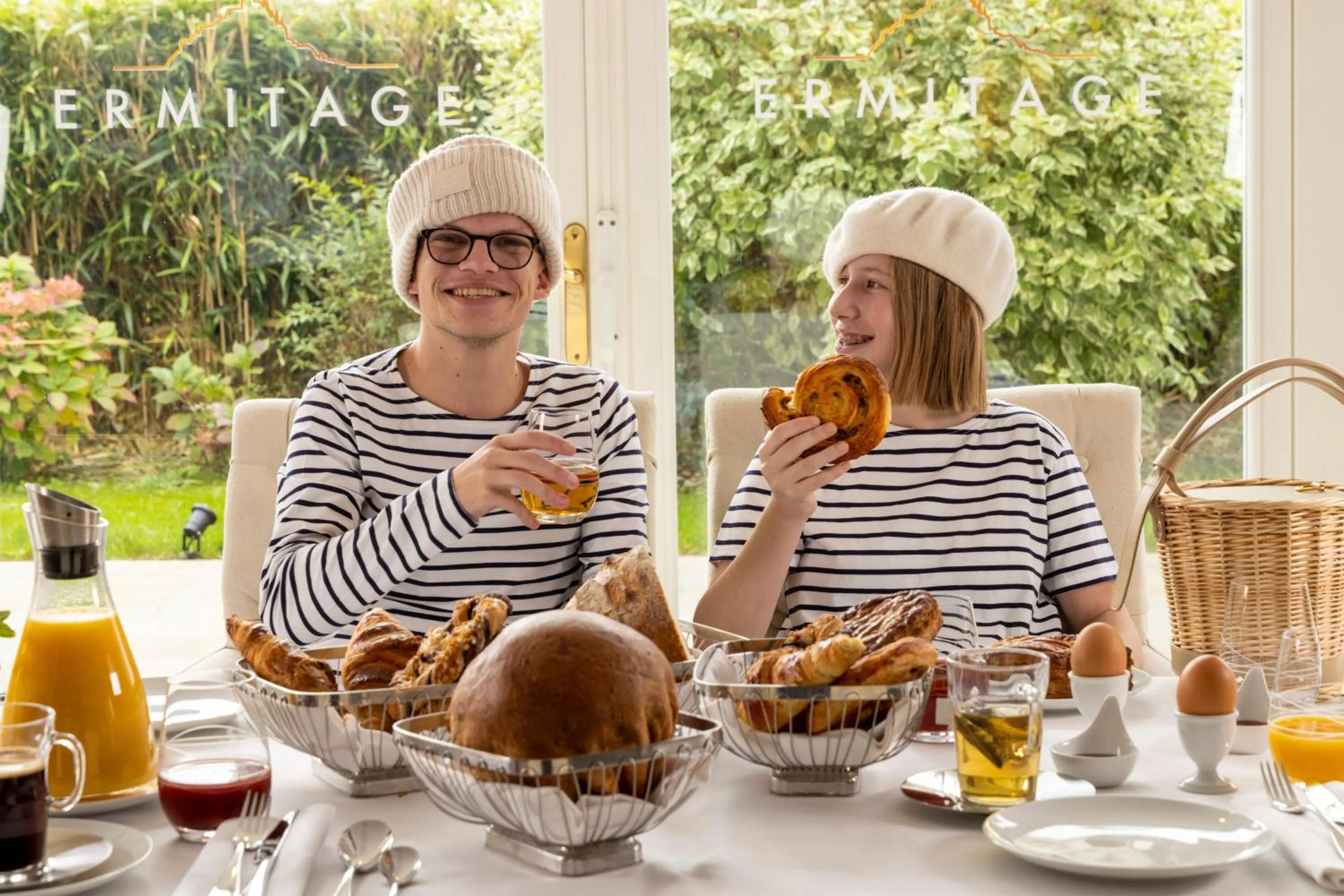 People in Ermitage - Mont-Saint-Michel