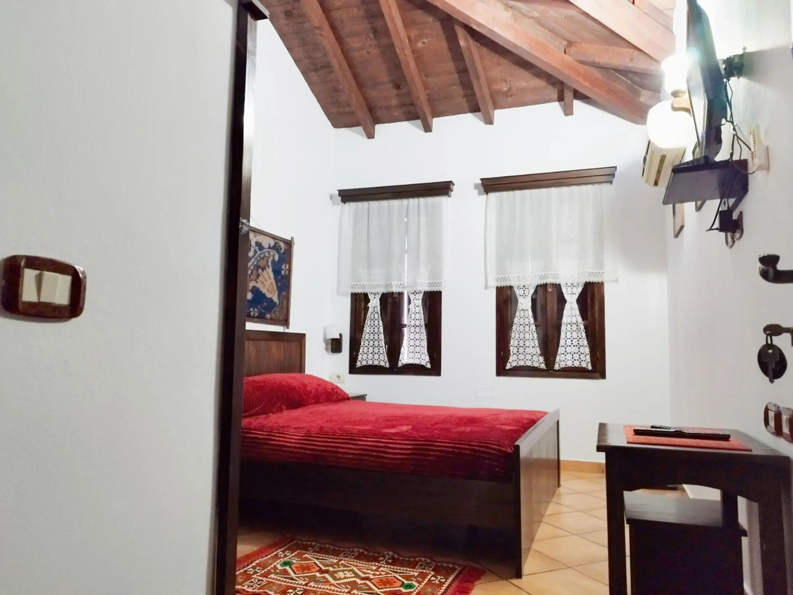 Double Room in Guva Mangalem Hotel Restaurant Double Room in Guva Mangalem Hotel Restaurant