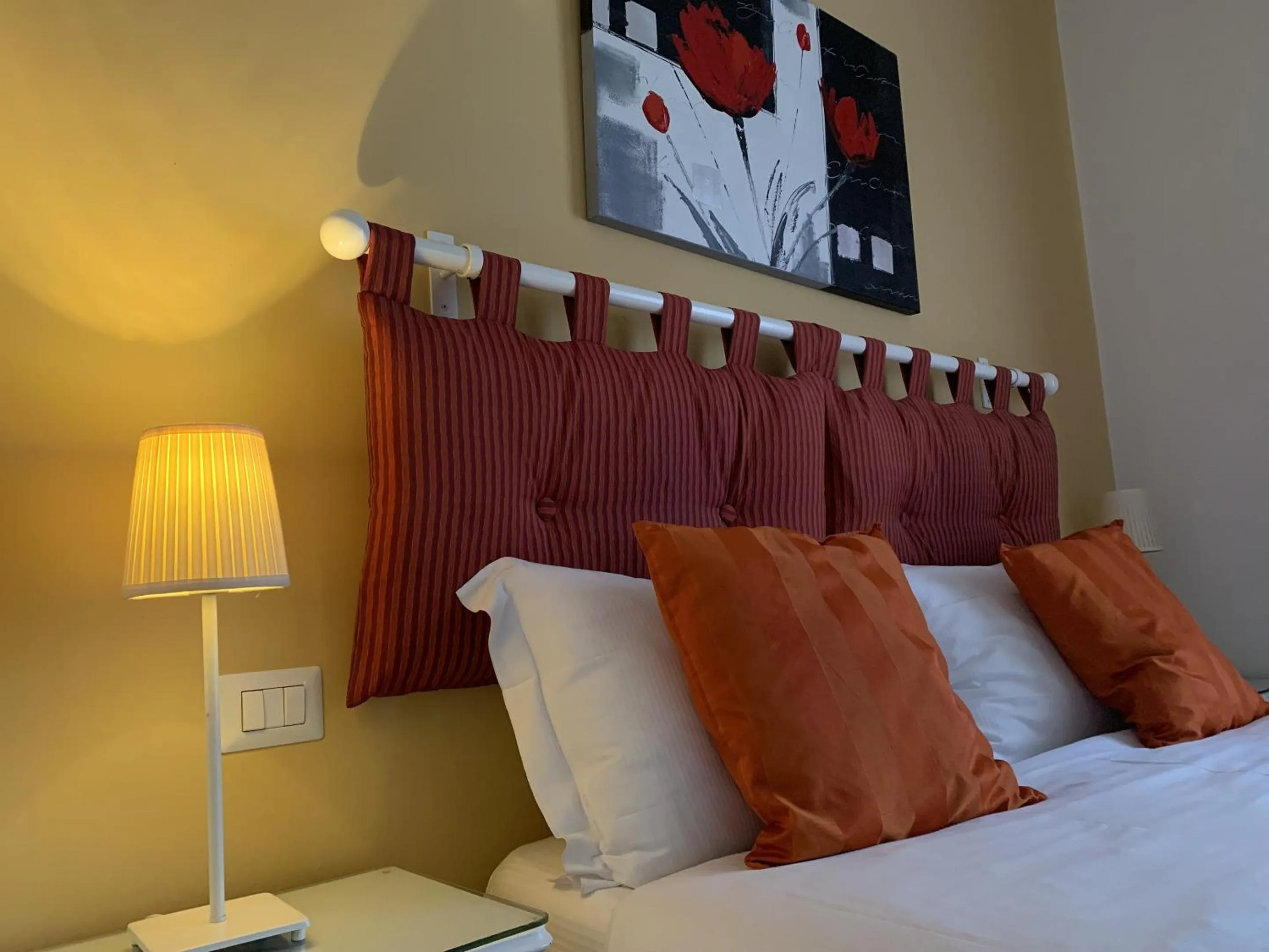 Bedroom, Bed in Beside the Vatican