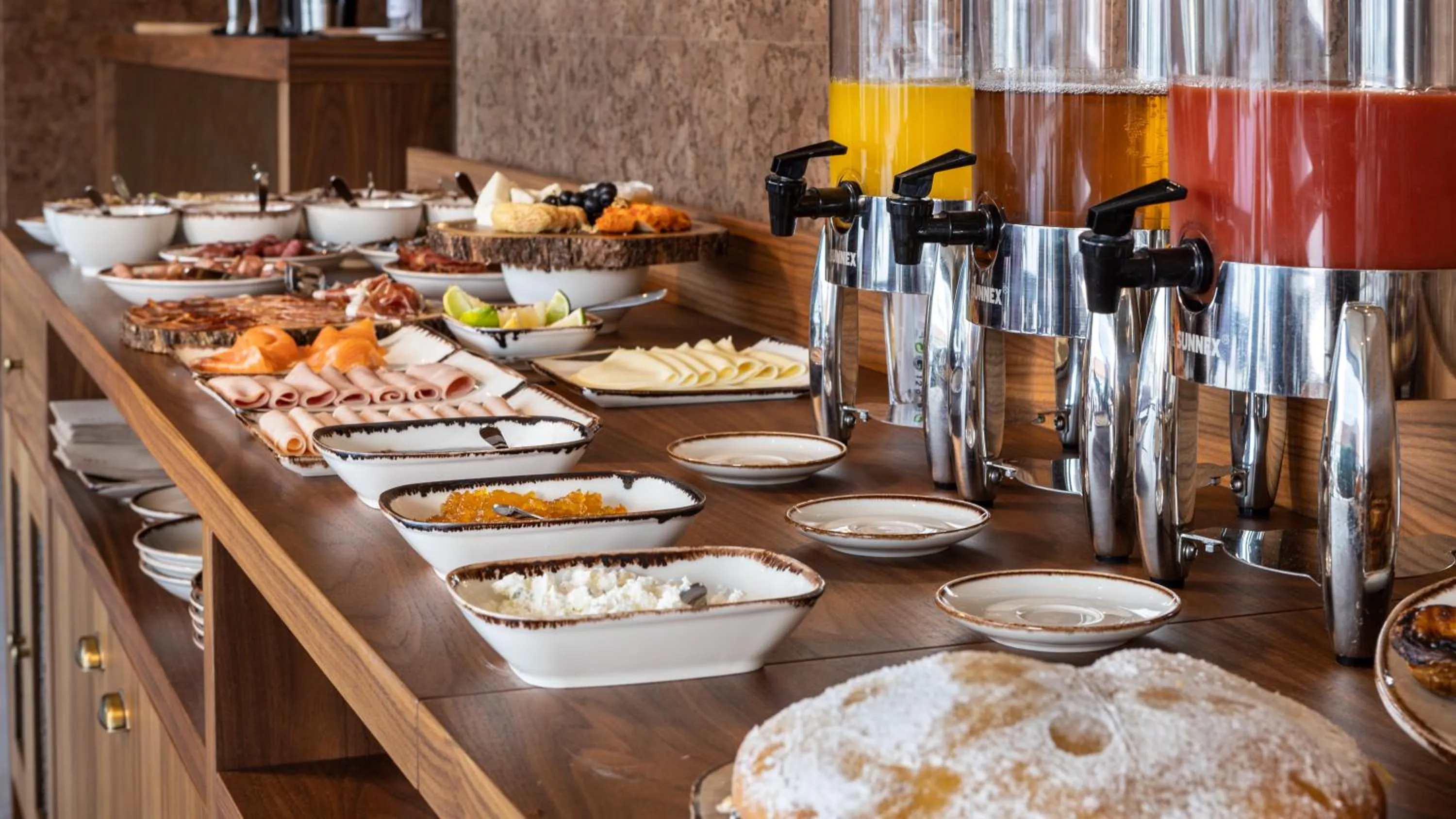 Breakfast in Évora O Cante Hotel