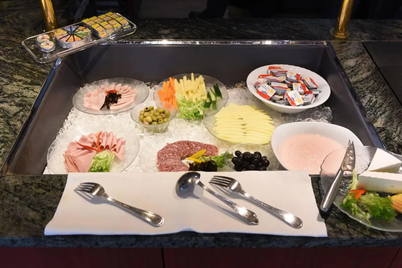 Restaurant/places to eat in Hotel Dufour