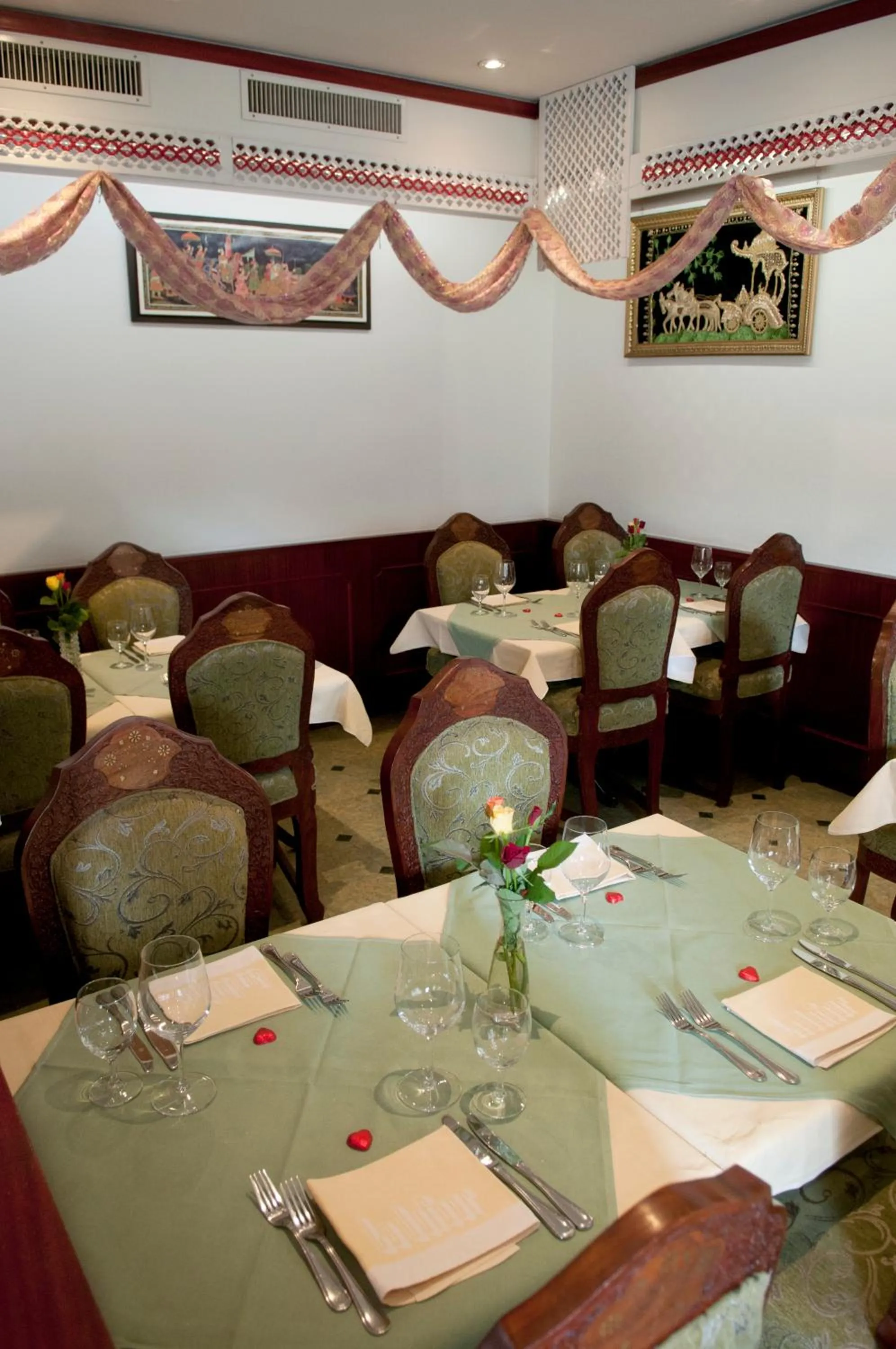 Restaurant/places to eat in Hotel Dufour