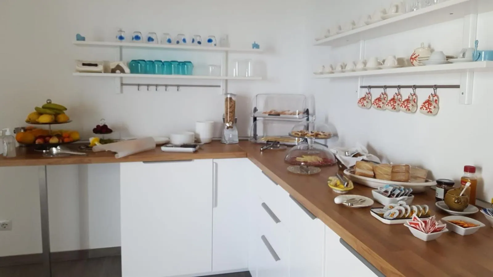 Breakfast in Mbaccimari B&B