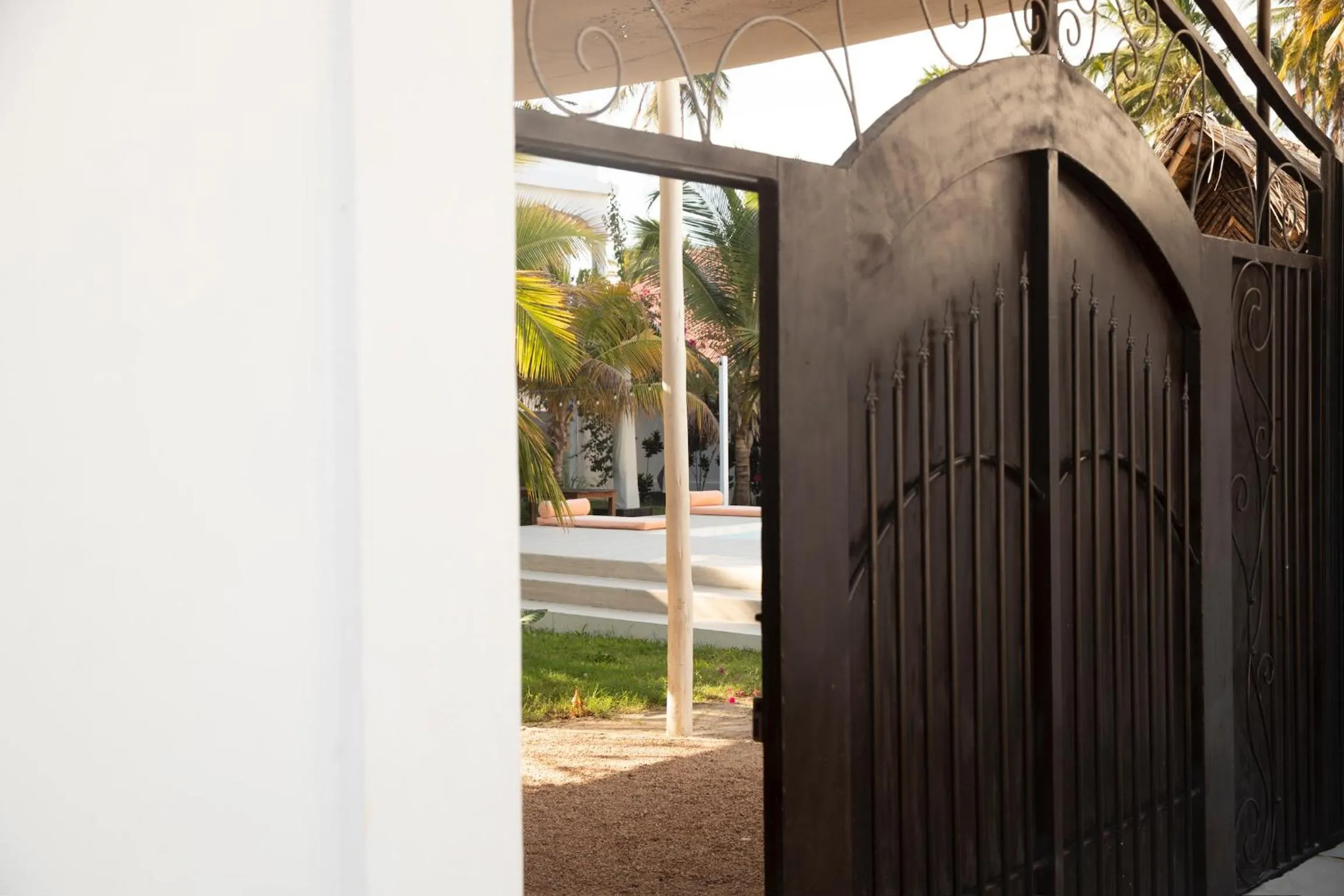 Other in Paje White House