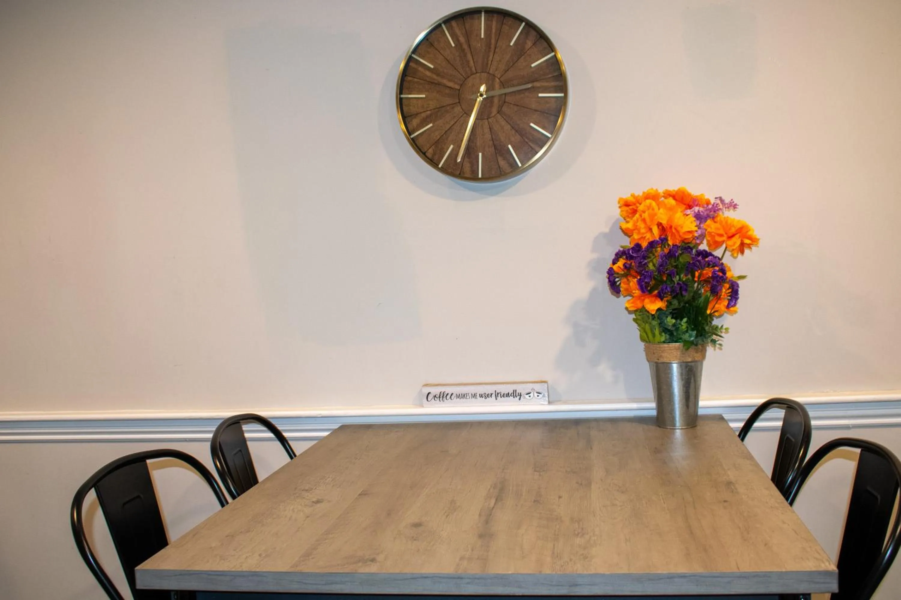 Dining area in Good Hotels Boston