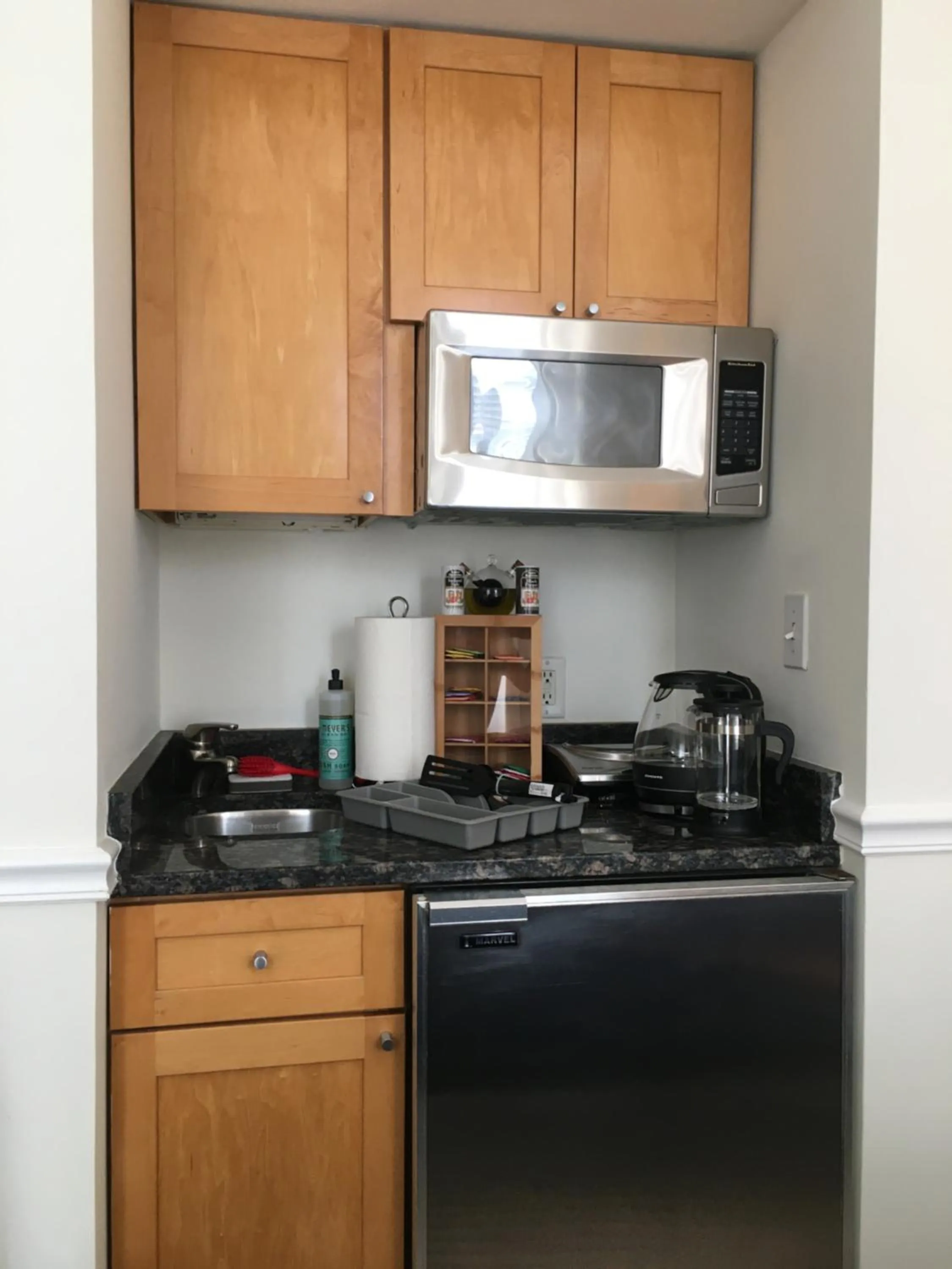 kitchen in Good Hotels Boston